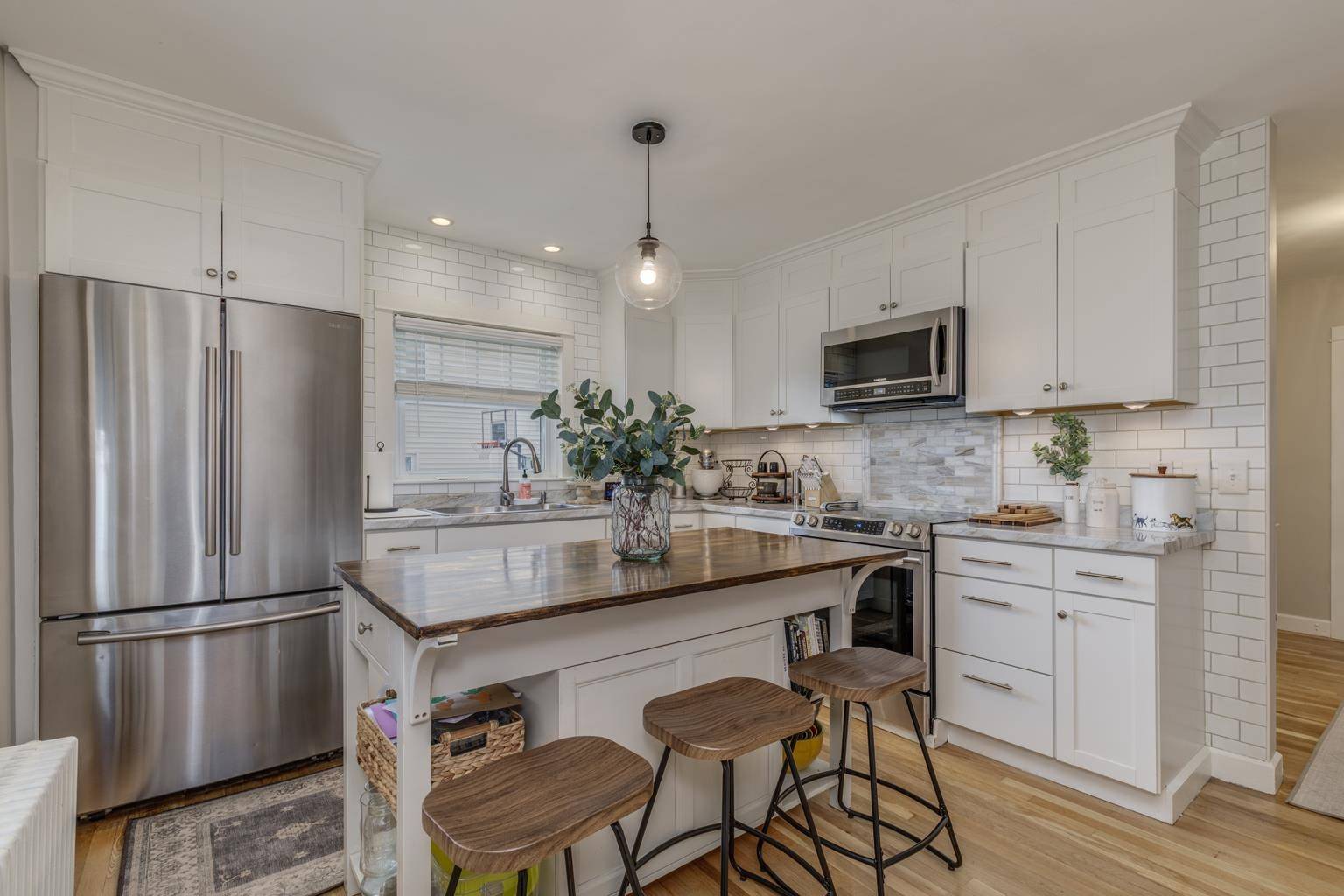 Nashua, NH 03060,42 Lund ST
