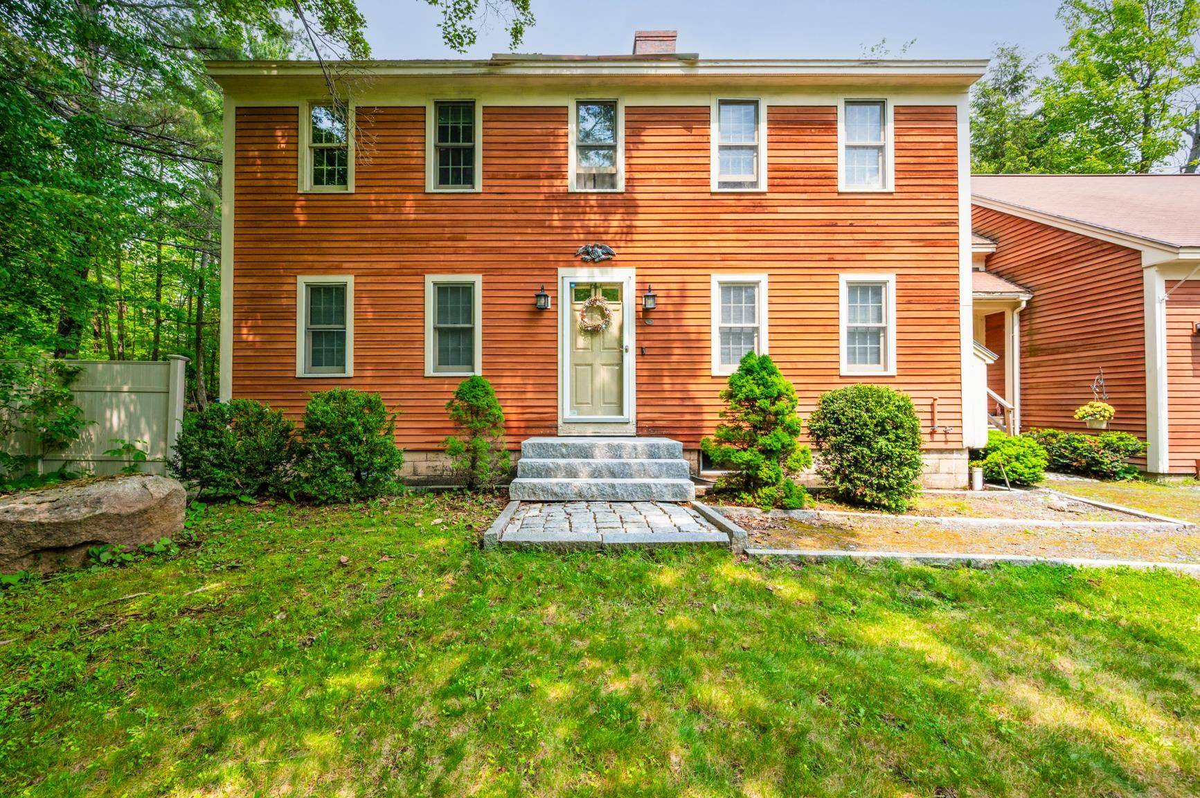 New London, NH 03257,65 Barrett RD