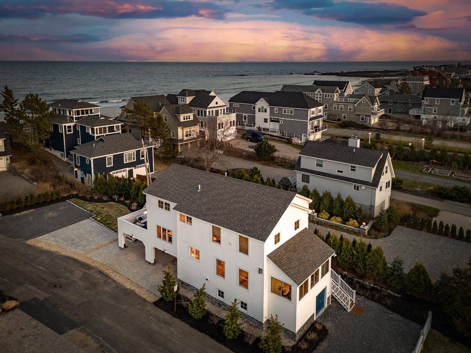 Hampton, NH 03842,1076 Ocean BLVD
