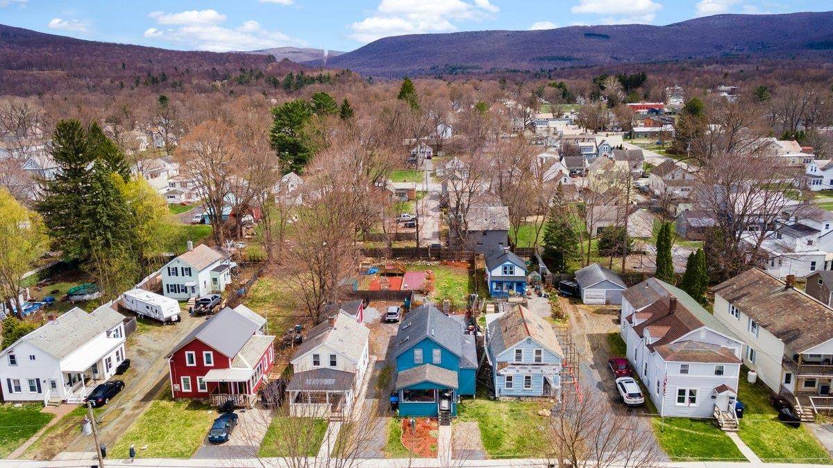 Bennington, VT 05201,213 Maple ST