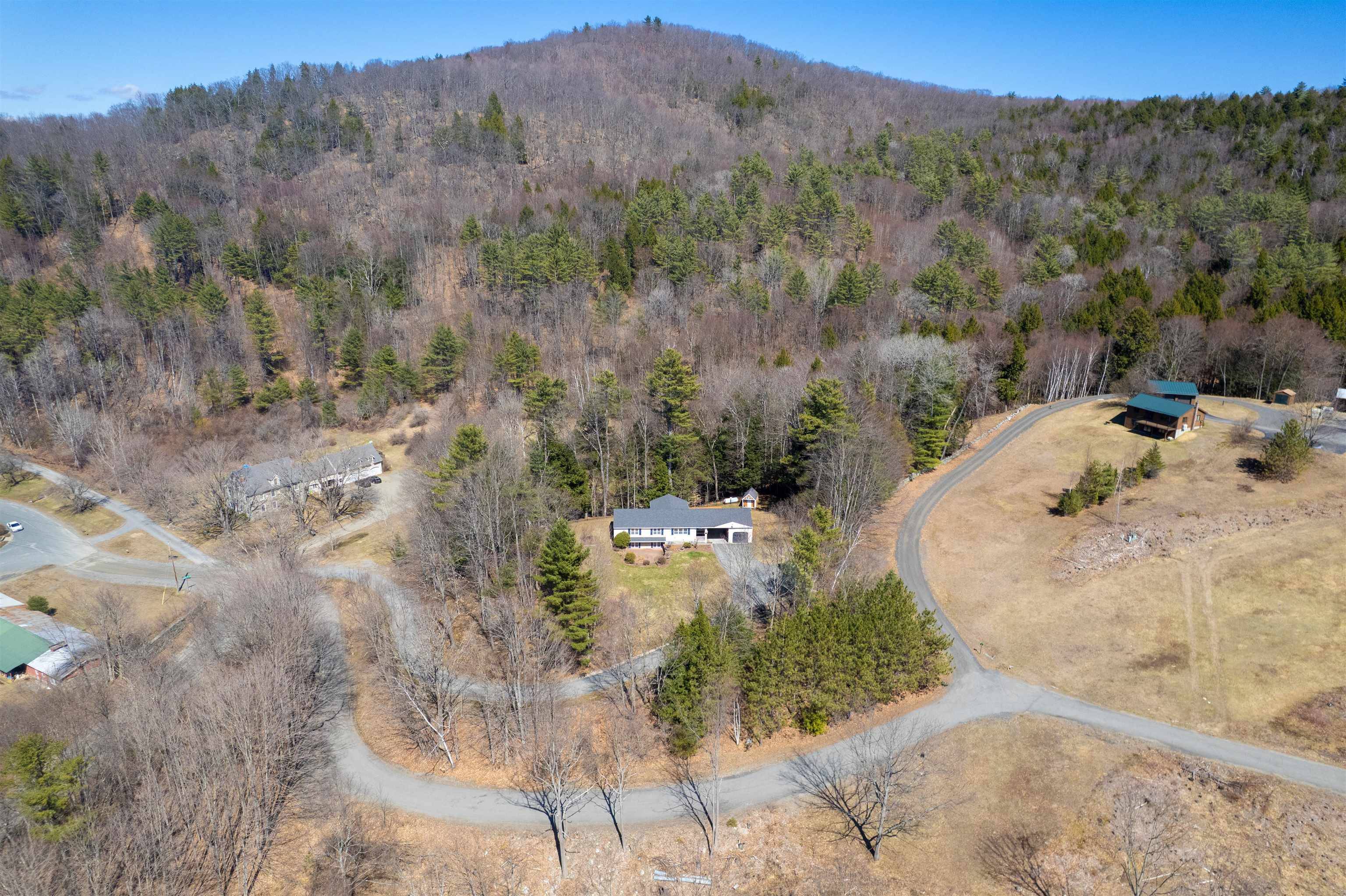 Springfield, VT 05156,73 Walnut Hill RD