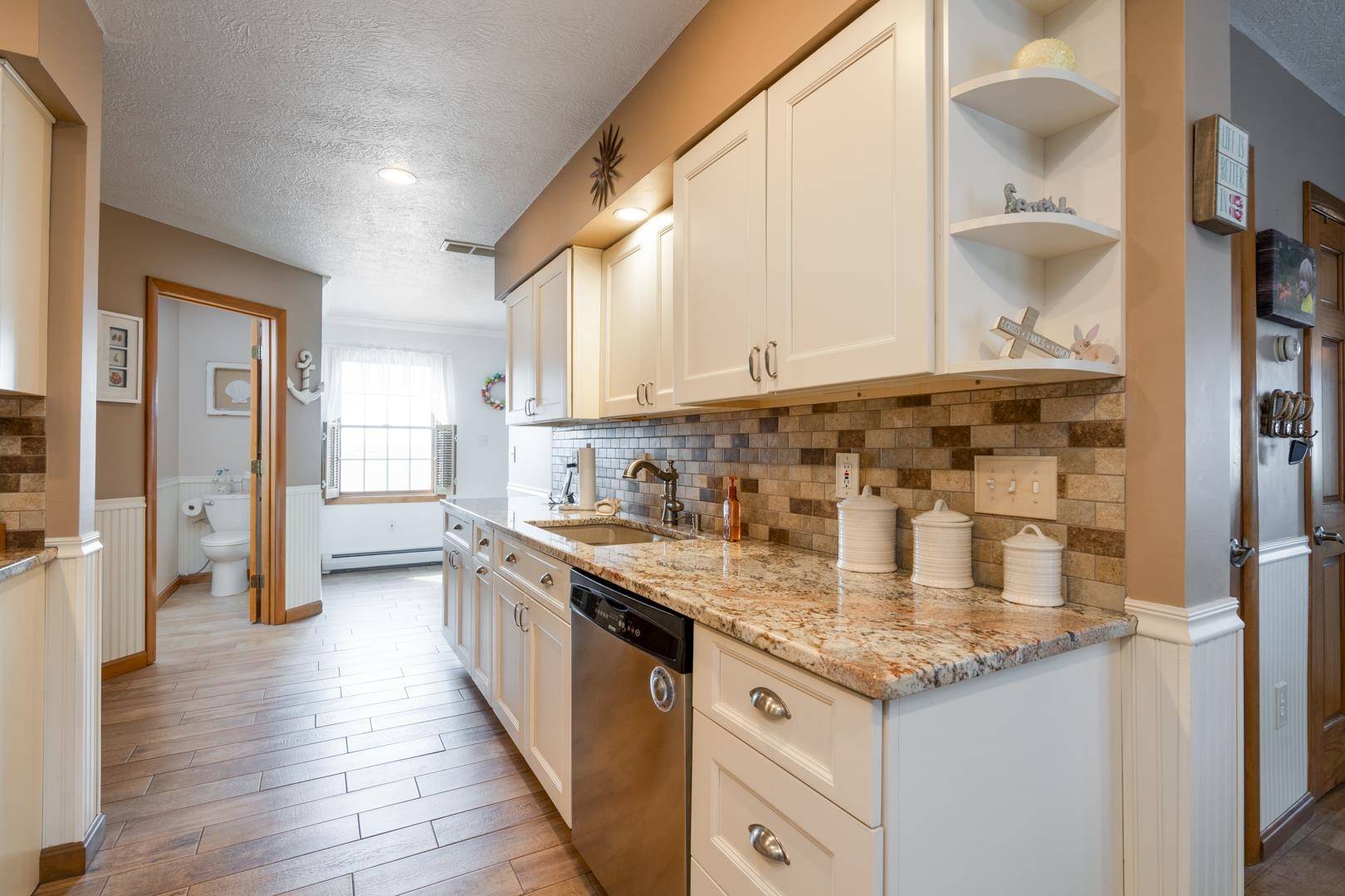 Hampton, NH 03842,70 Glade PATH