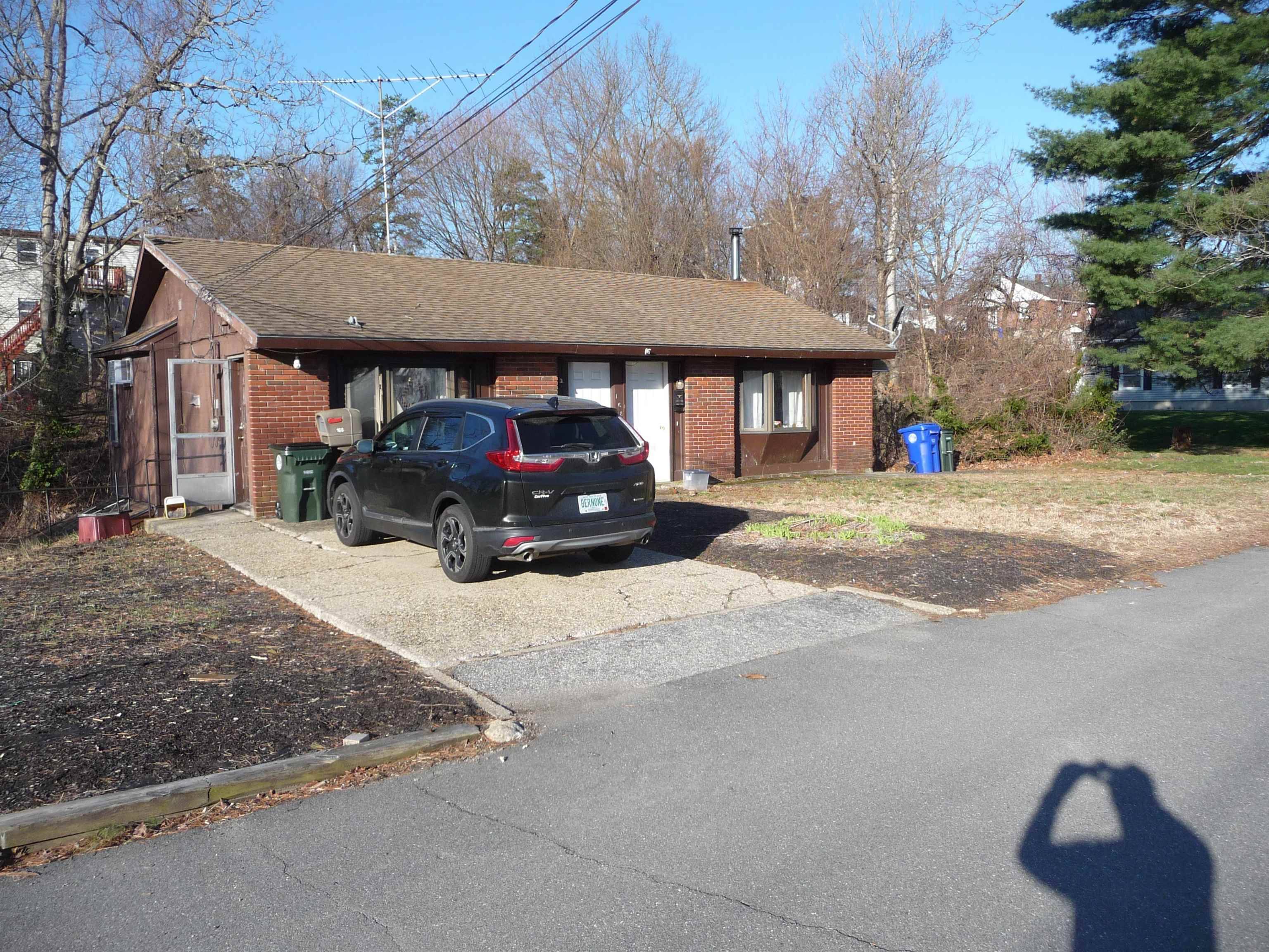 Manchester, NH 03102,166/168 Comeau ST