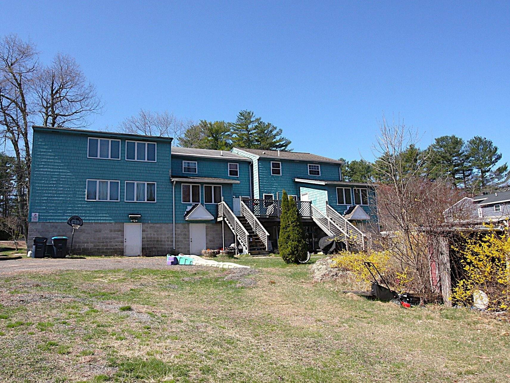 Pelham, NH 03076,42-44 Nashua RD