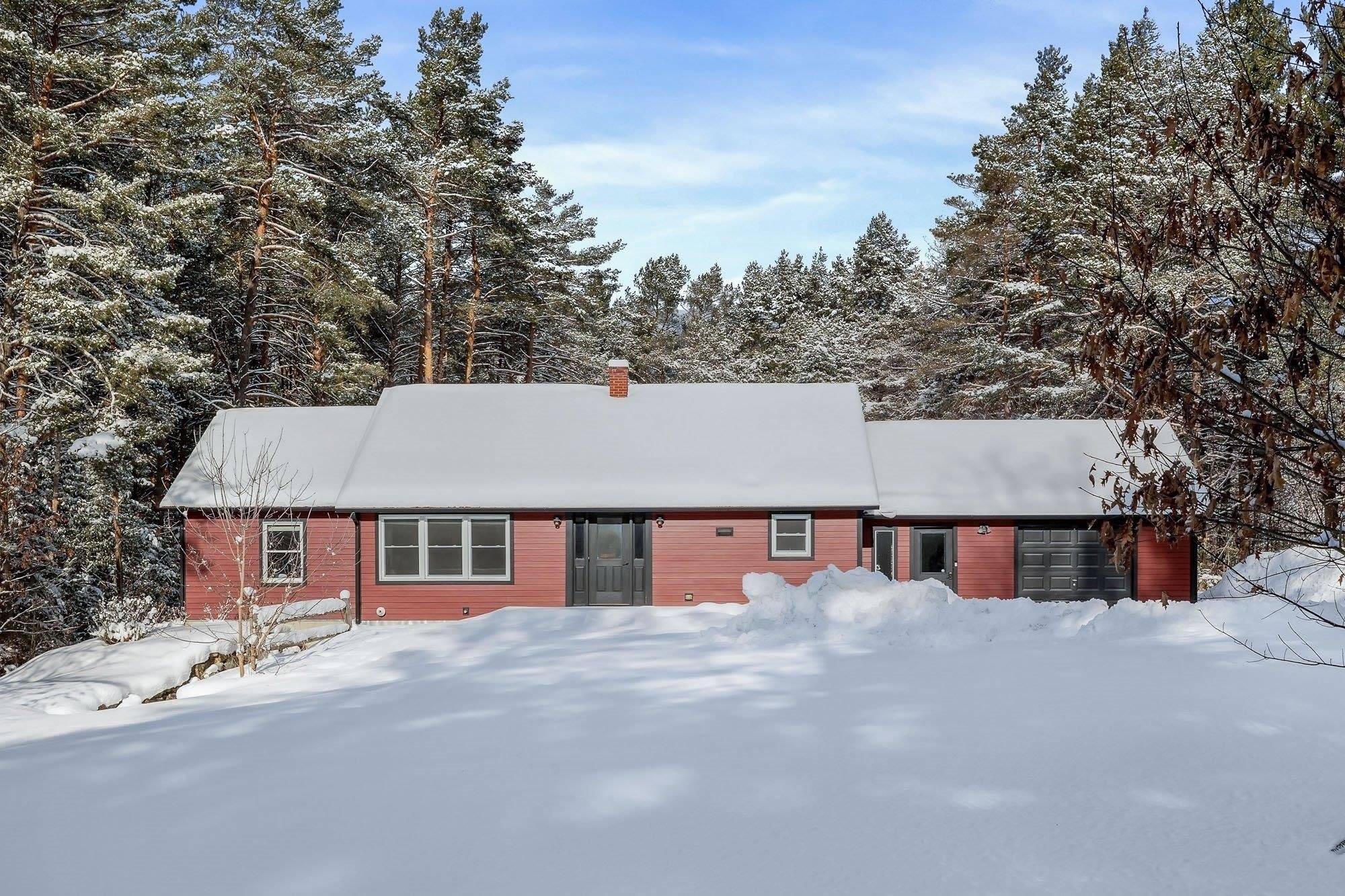 Morristown, VT 05661,172 Red Pine EST