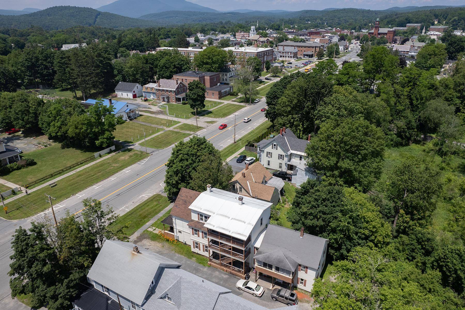 Claremont, NH 03743,220 Broad ST