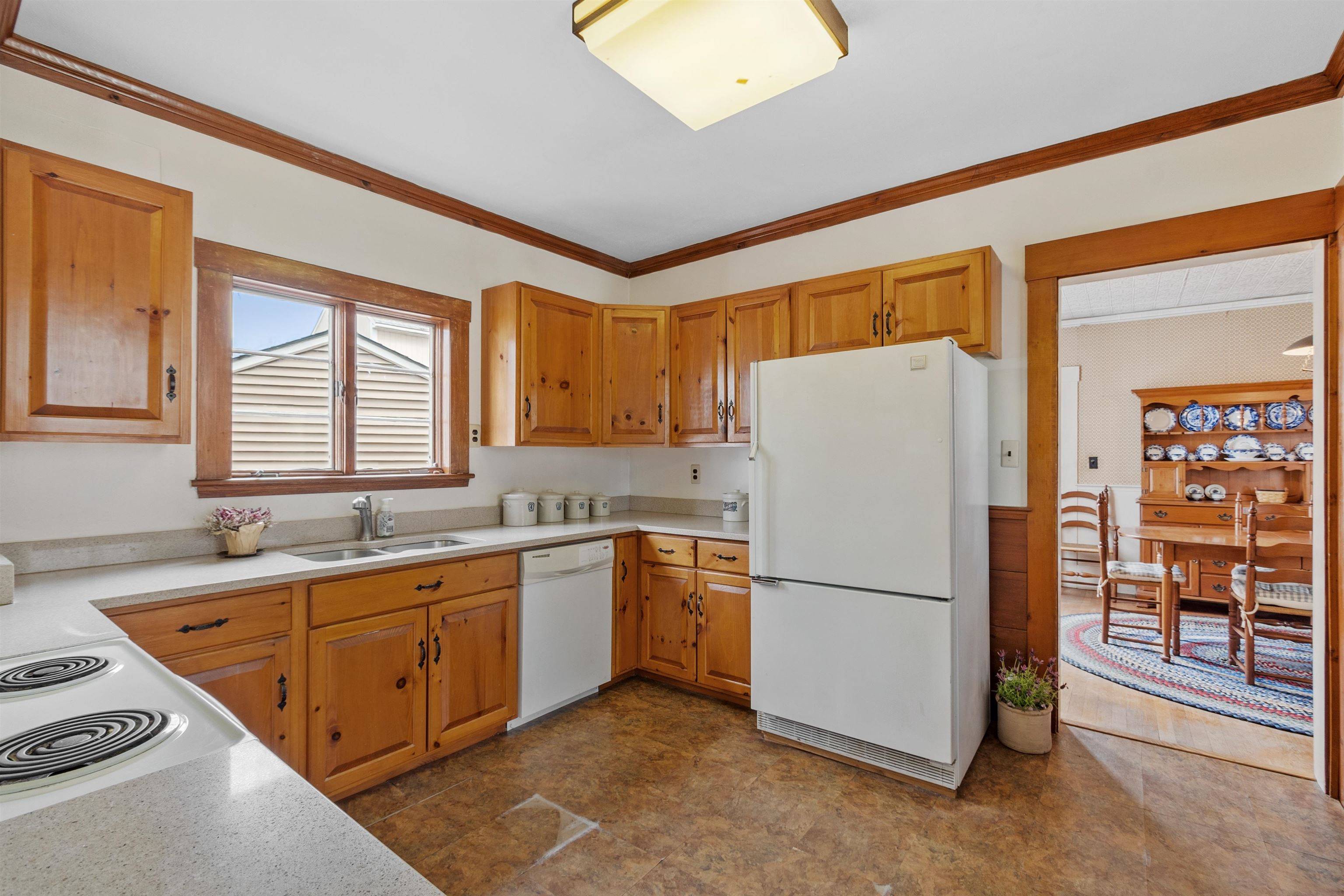 Wilton, NH 03086,10 Crescent ST