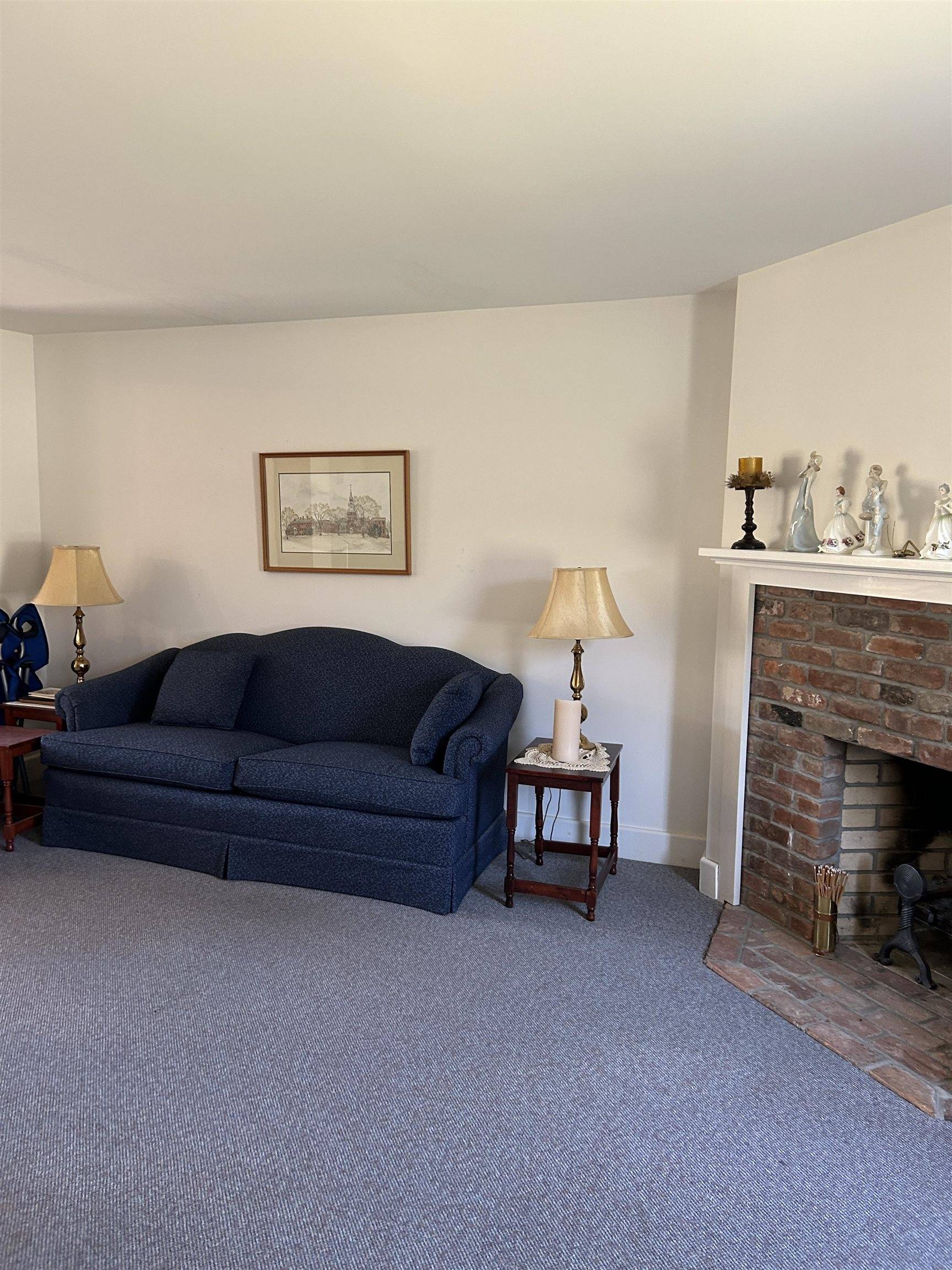 19 Fieldstone WAY Hartford, VT 05001
