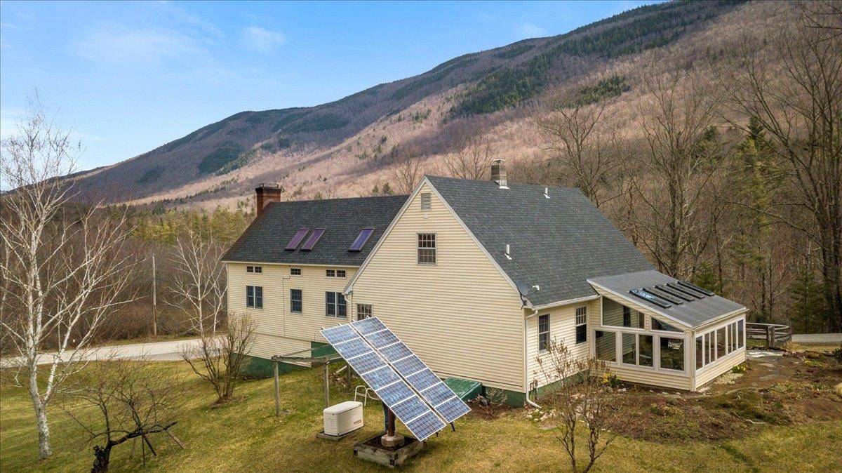 Mount Tabor, VT 05253,214 South End RD