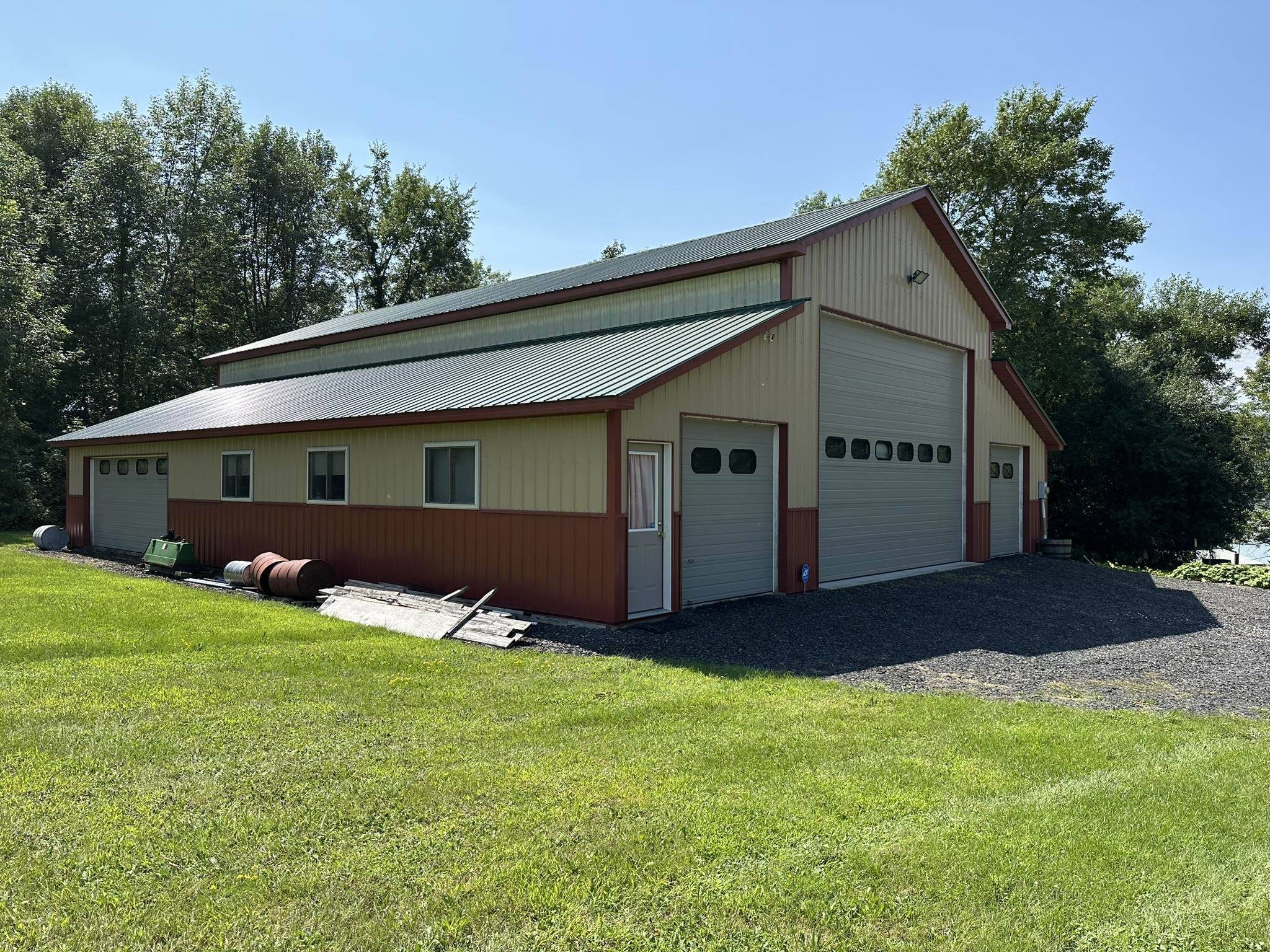 Shoreham, VT 05770,73 Lake ST