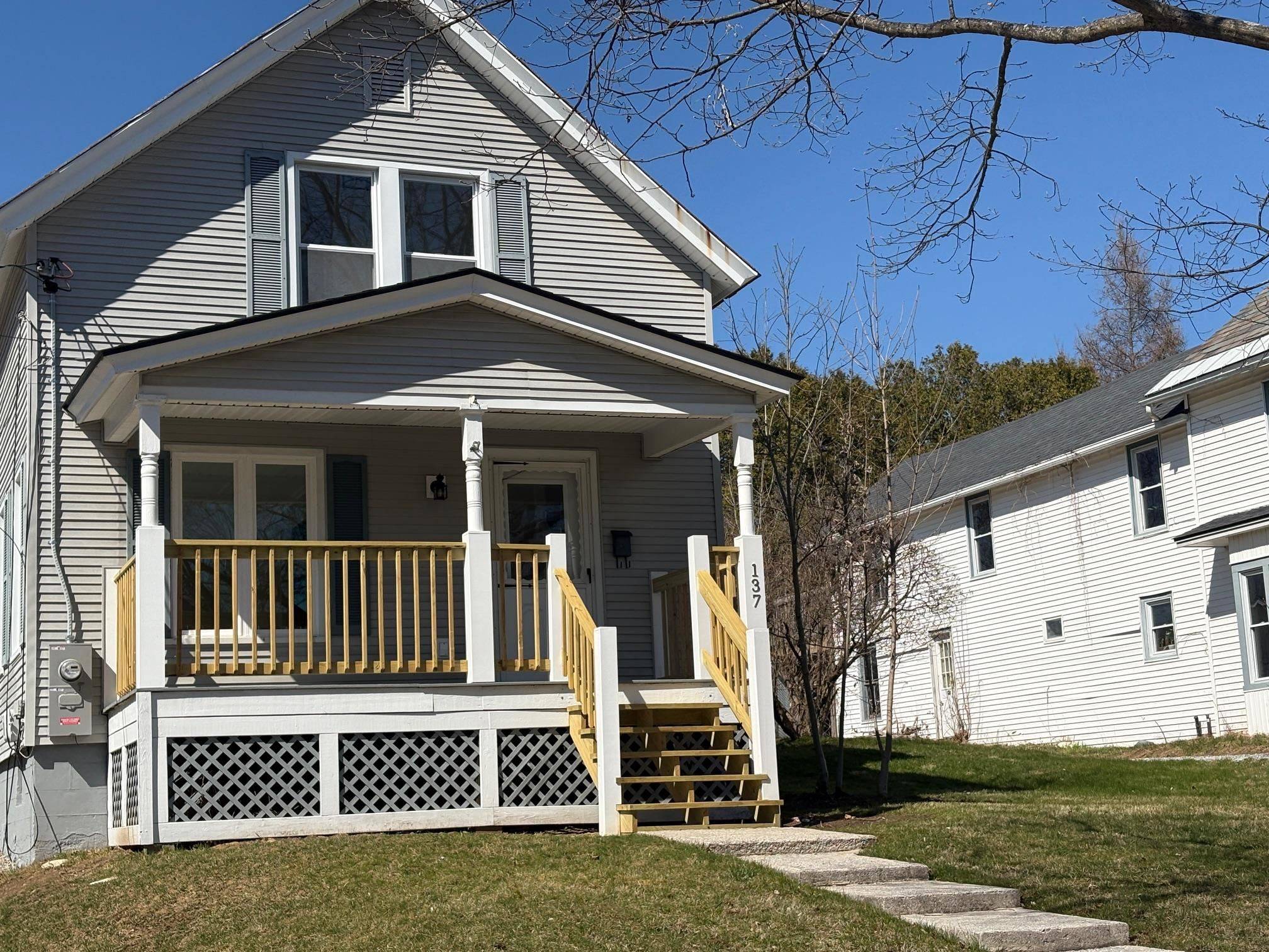 Rutland City, VT 05701,137 Oak ST