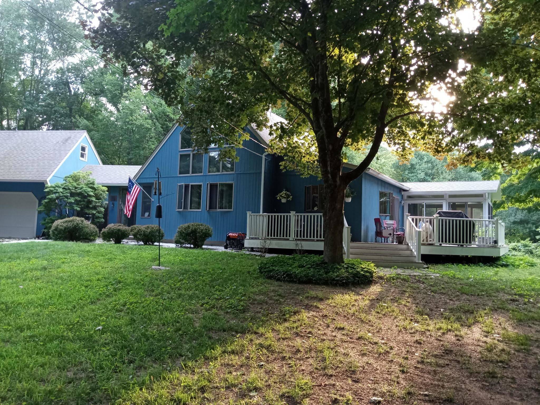 East Haddam, CT 06423-1354,69 Ray Hill RD