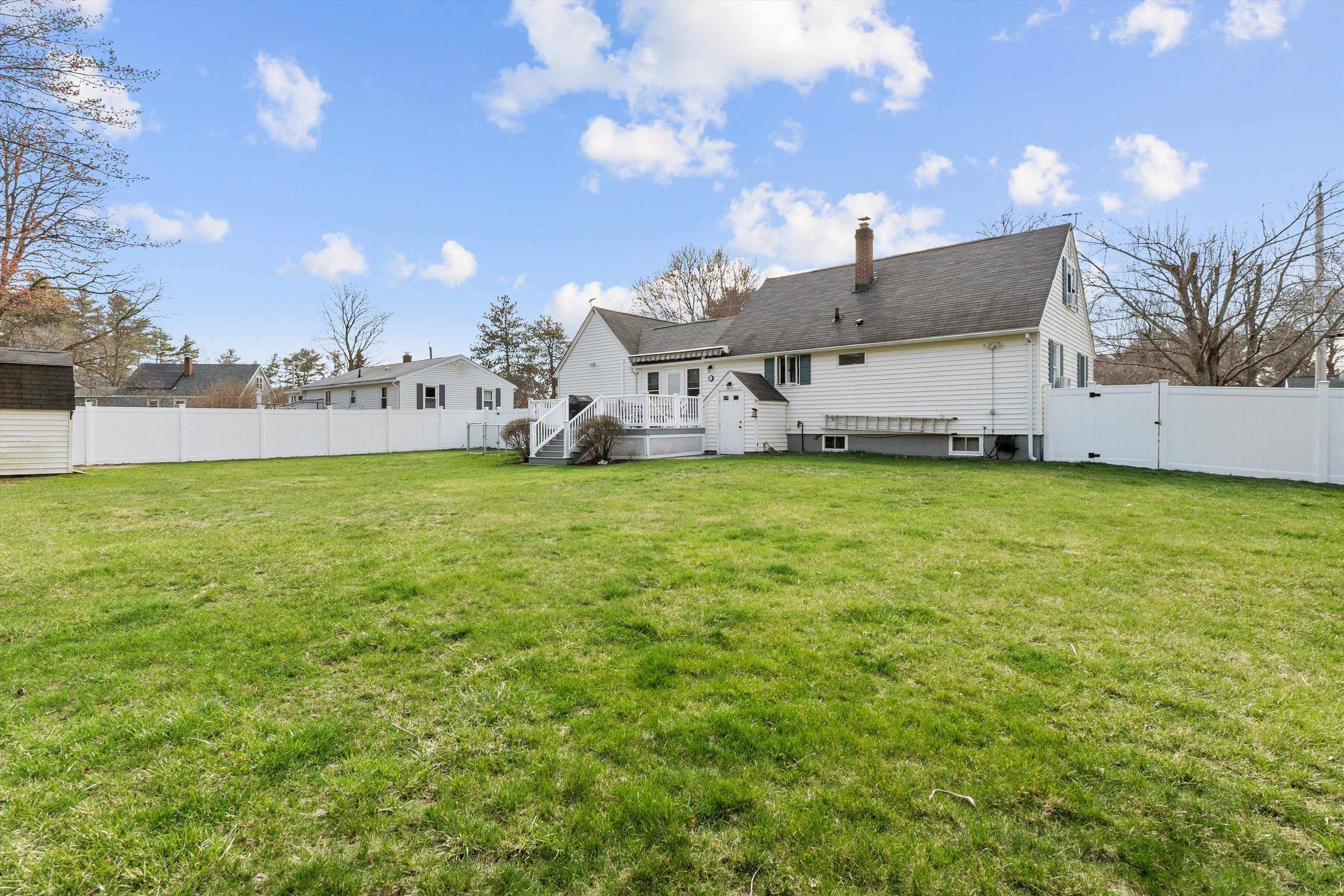 Salem, NH 03079,9 Maclarnon RD