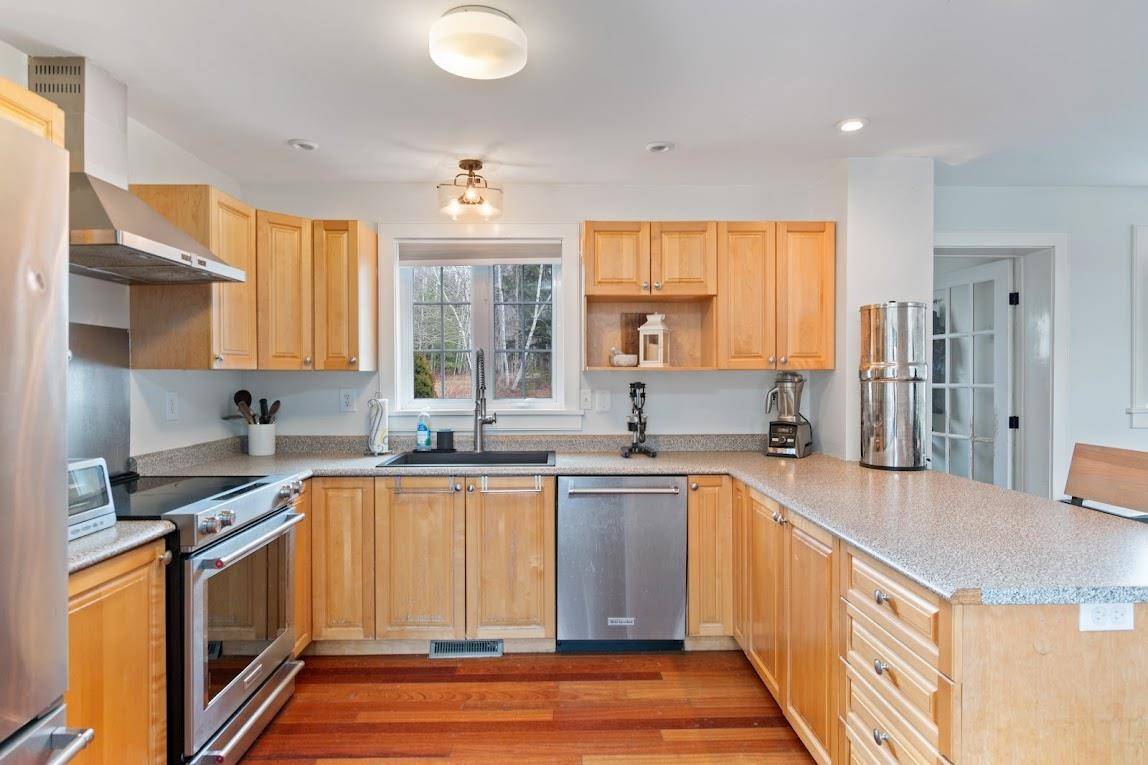 Morristown, VT 05661,320 Sun Valley RD