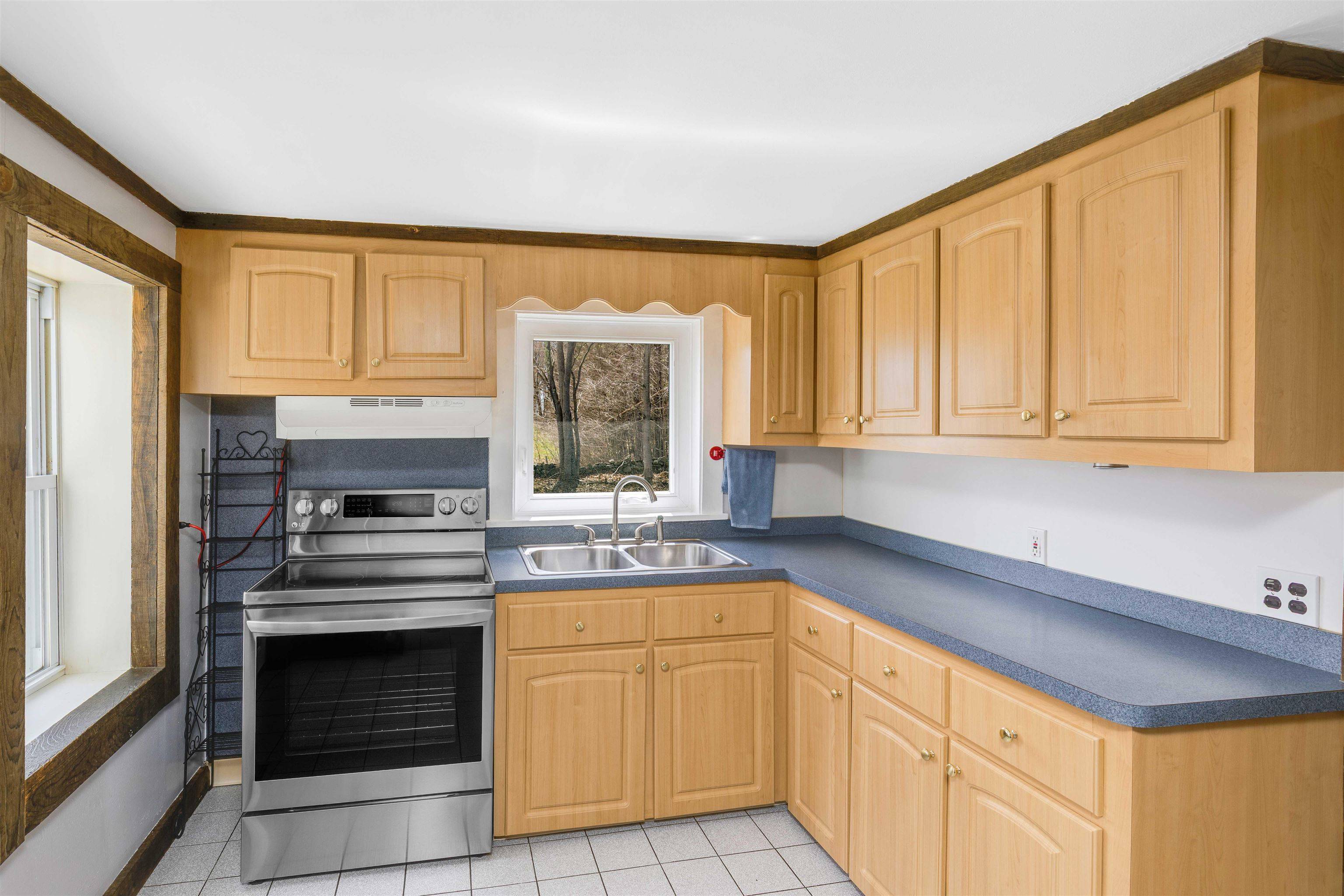 East Kingston, NH 03827,132 Sanborn RD