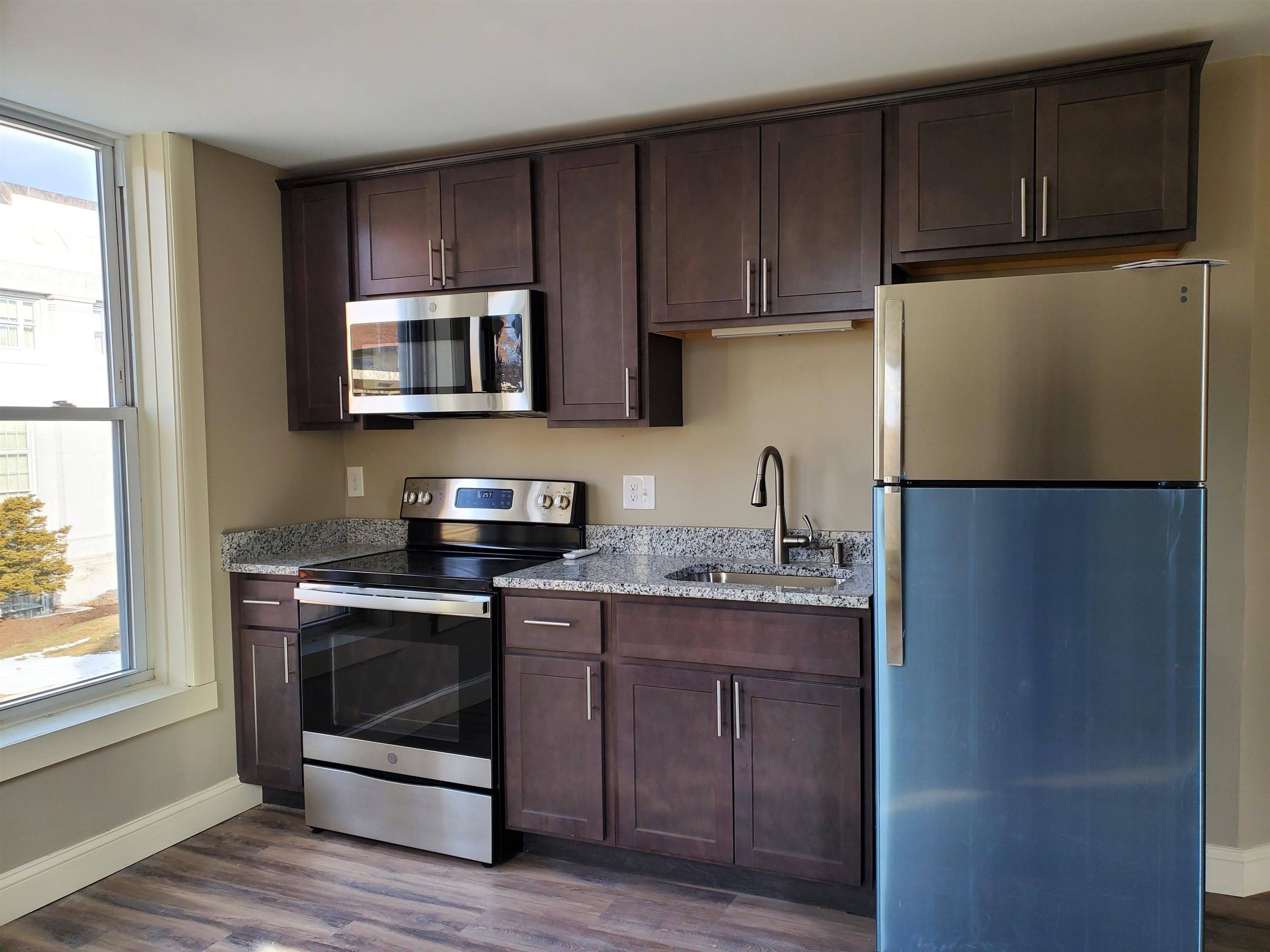 119 Hanover ST Manchester, NH 03101