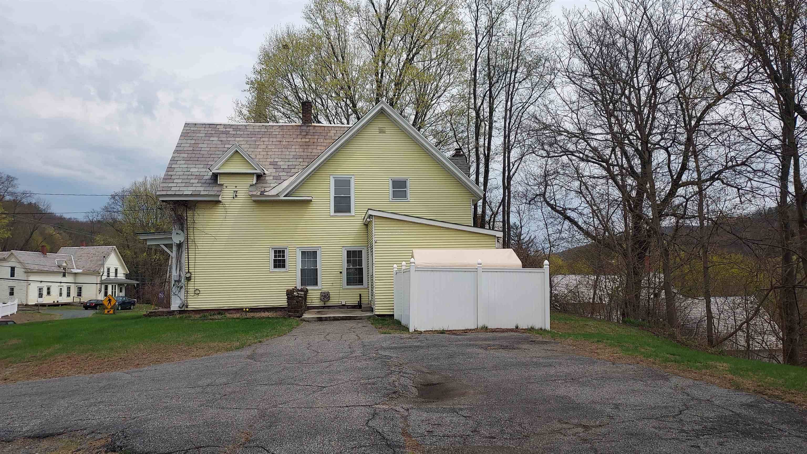 Hinsdale, NH 03451,39 Brattleboro RD