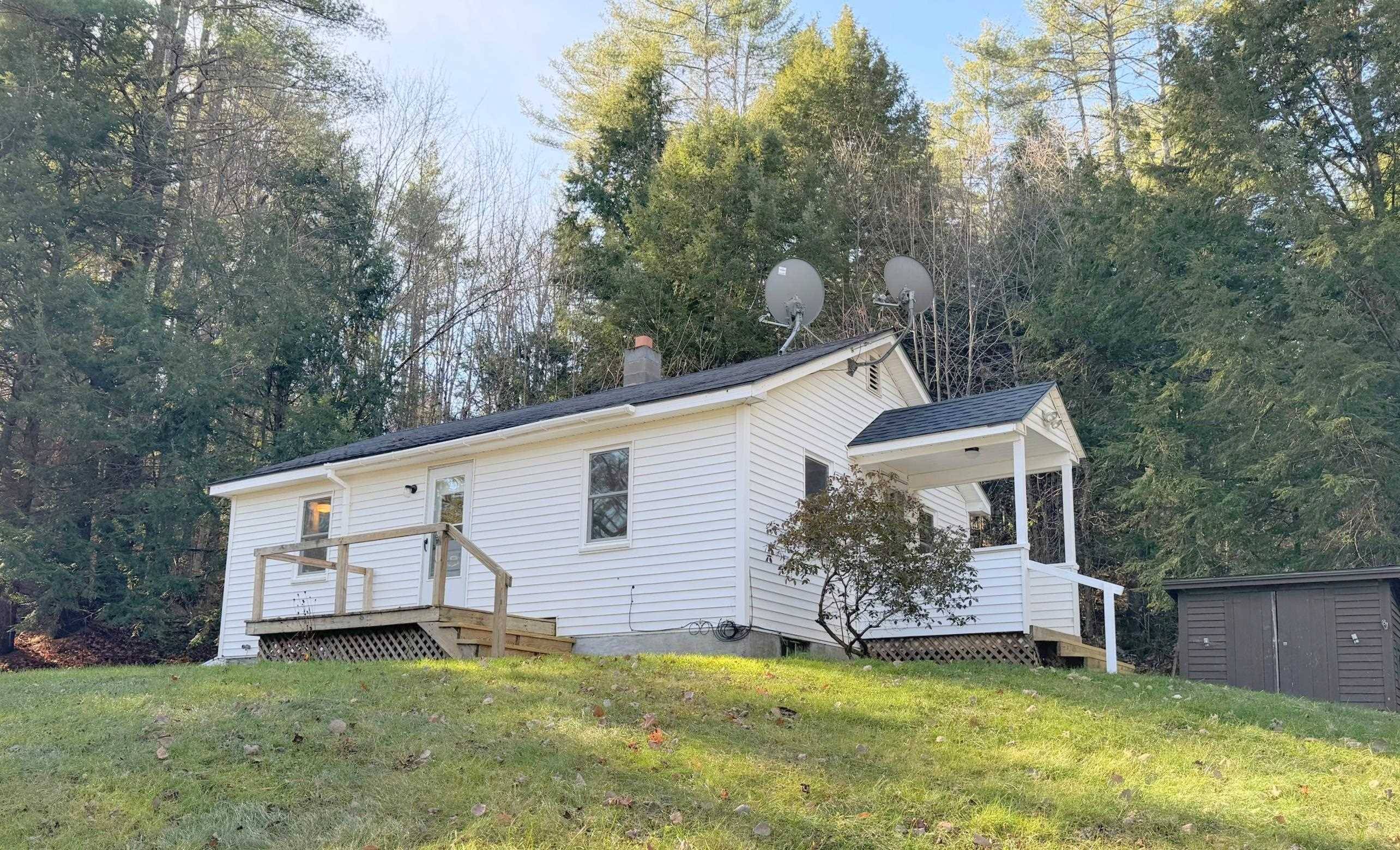 Orford, NH 03777,58 Orfordville RD