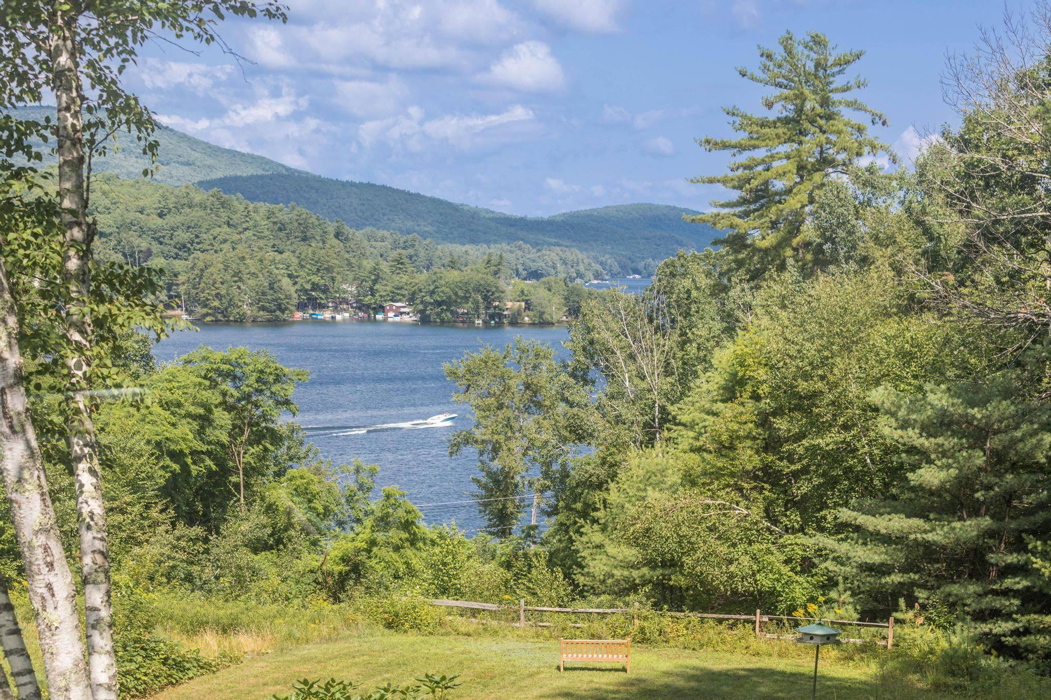 22 Courtyard CIR Alton, NH 03810