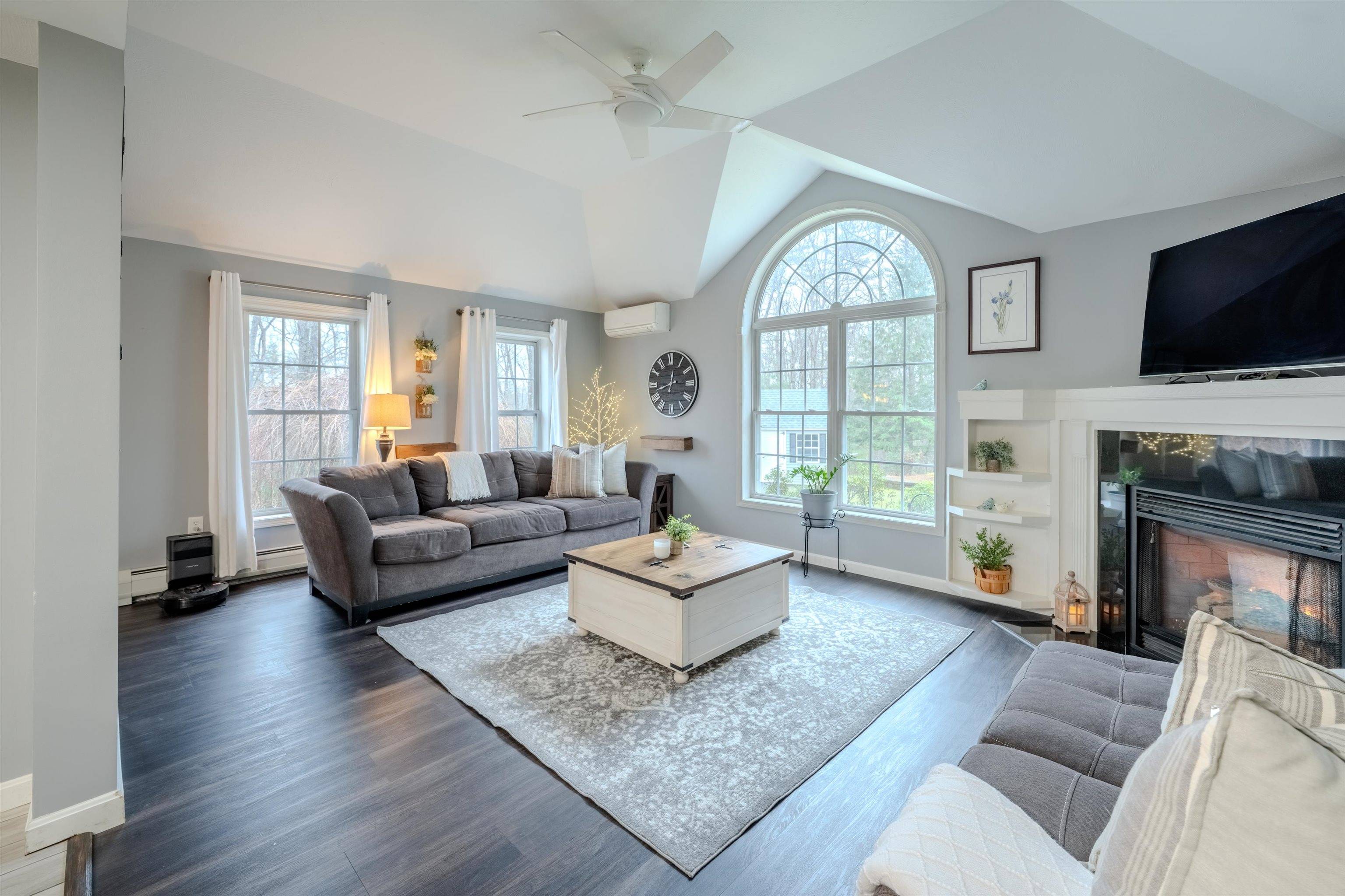 Goffstown, NH 03045,205 Black Brook RD