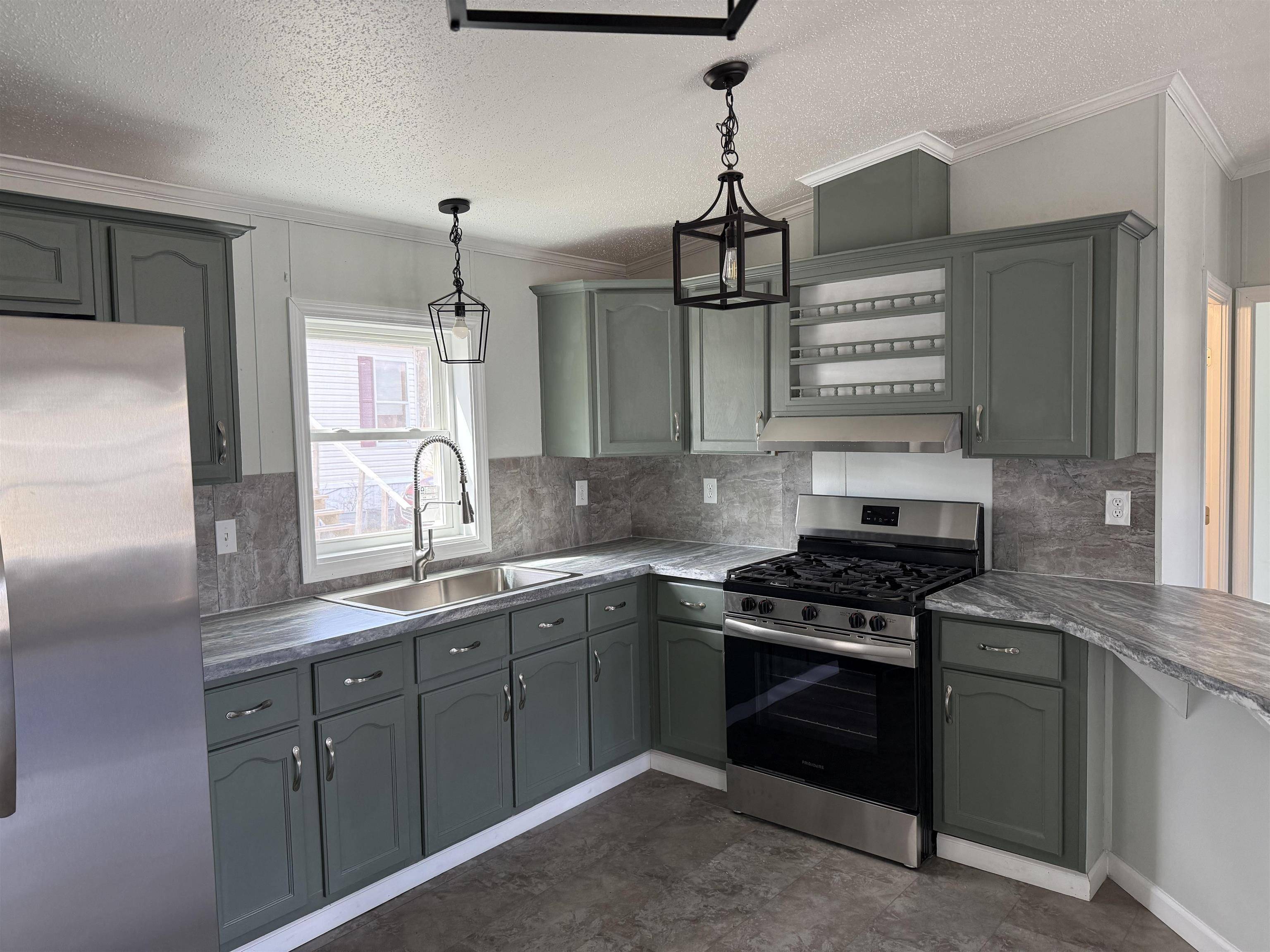 596 South Barre RD #5 Barre Town, VT 05641