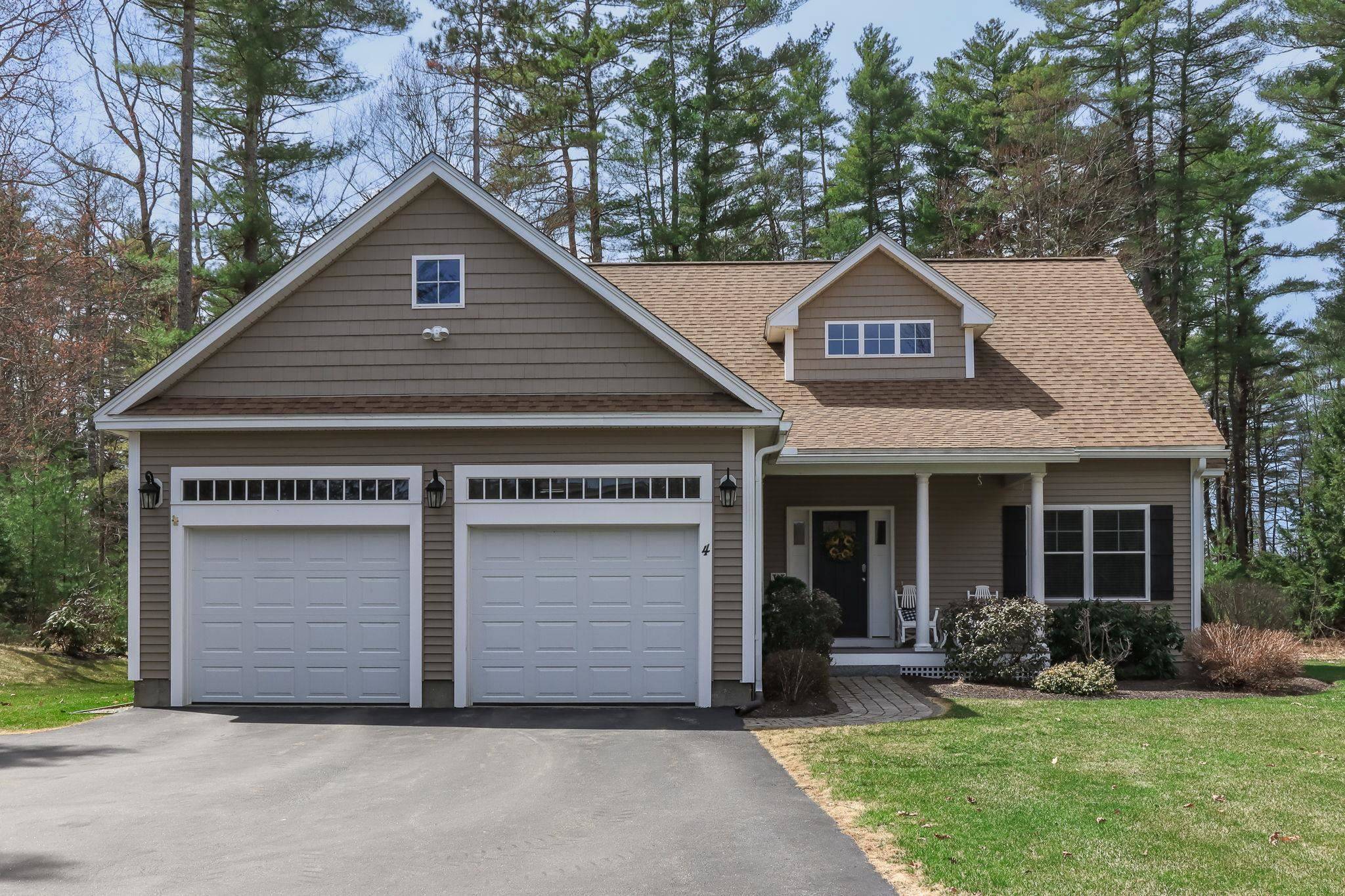 Concord, NH 03301,4 Morrill LN