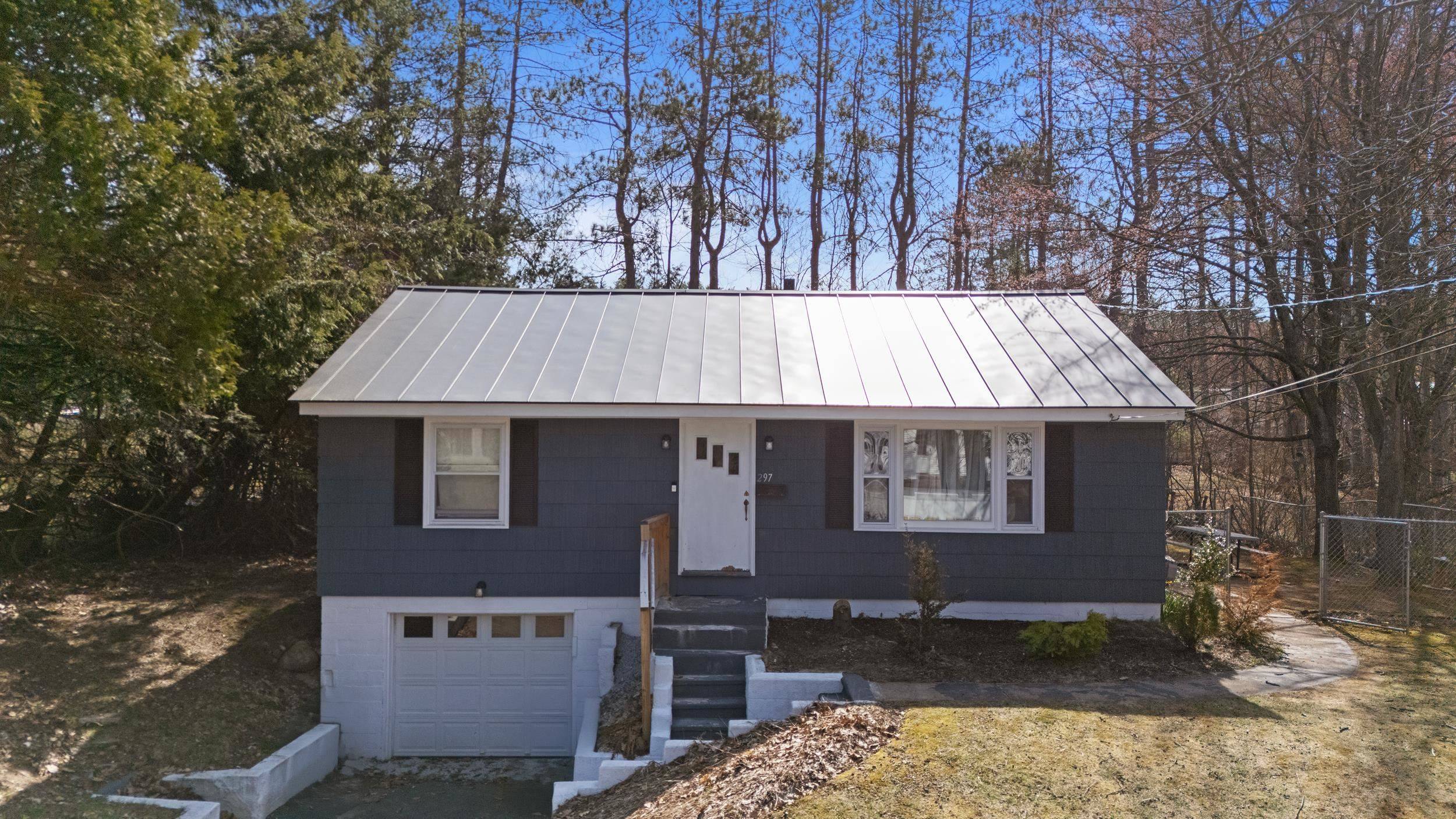 Franklin, NH 03235,297 Victory DR