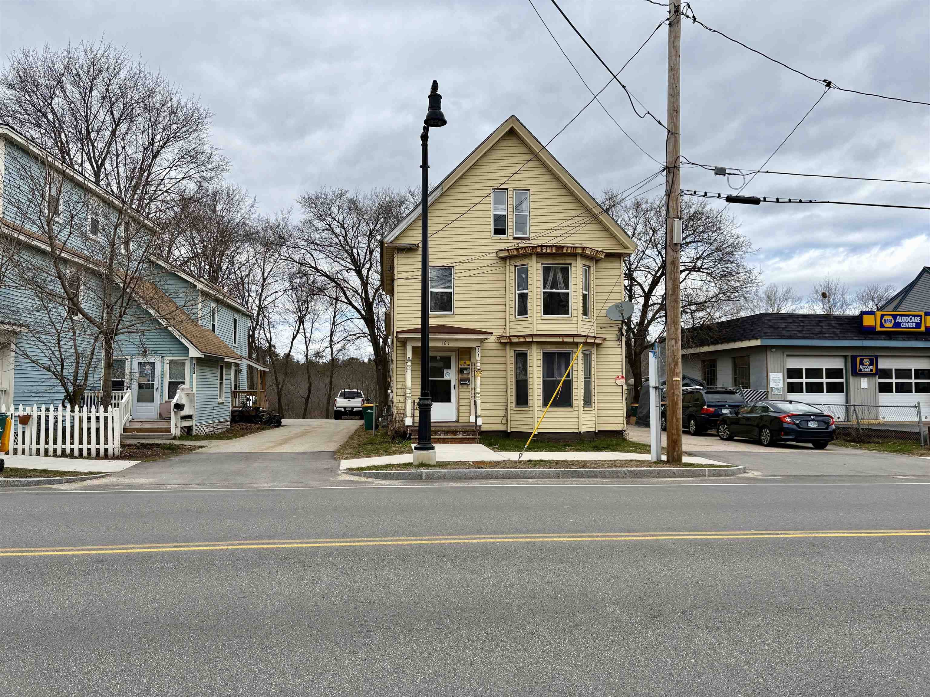 Rochester, NH 03867,161 N Main ST