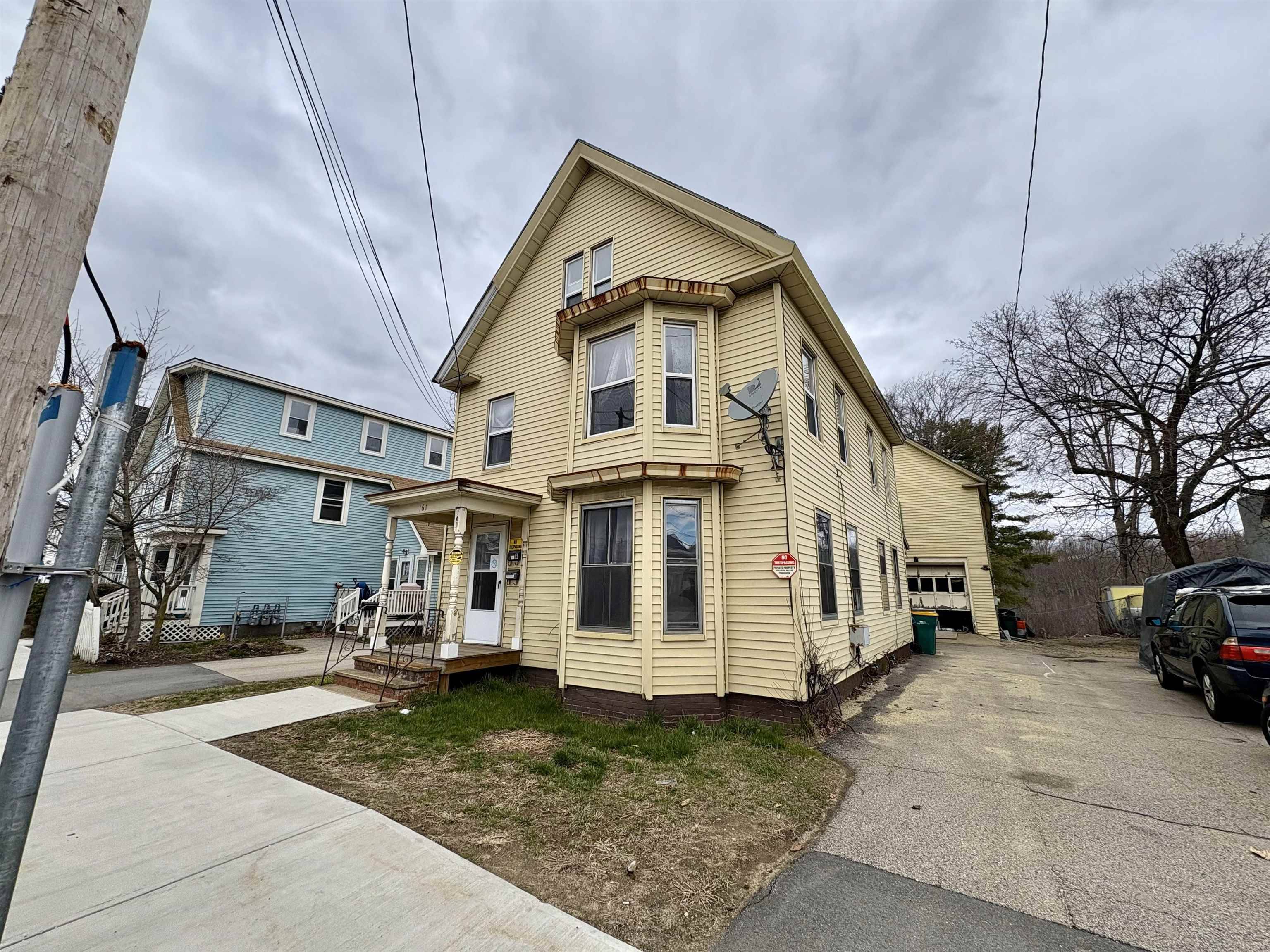 Rochester, NH 03867,161 N Main ST