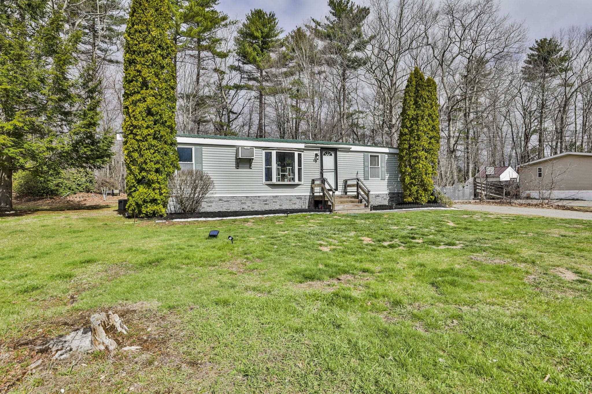 Hampstead, NH 03841-2133,64 Squire Ridge RD