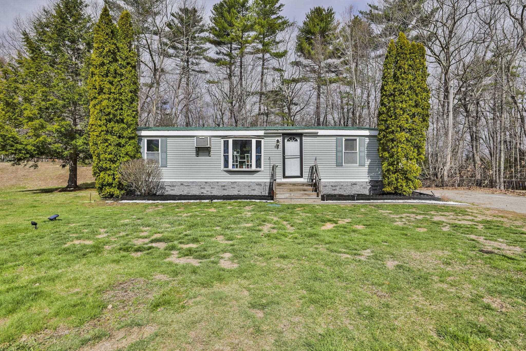 Hampstead, NH 03841-2133,64 Squire Ridge RD