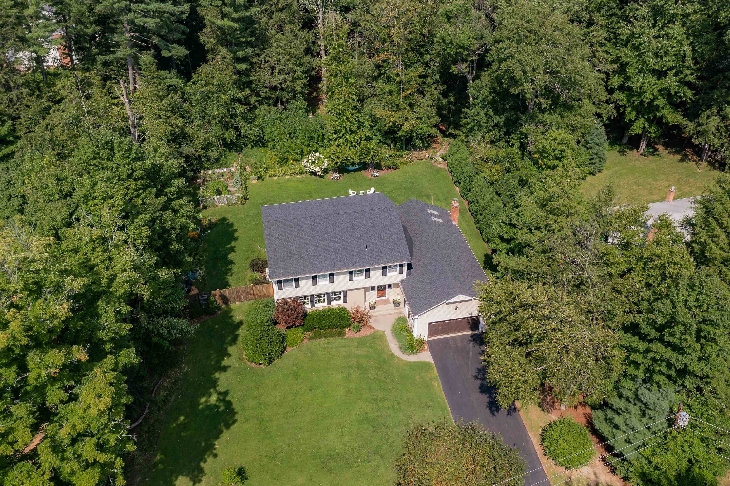 Shelburne, VT 05482,45 Woodbine RD