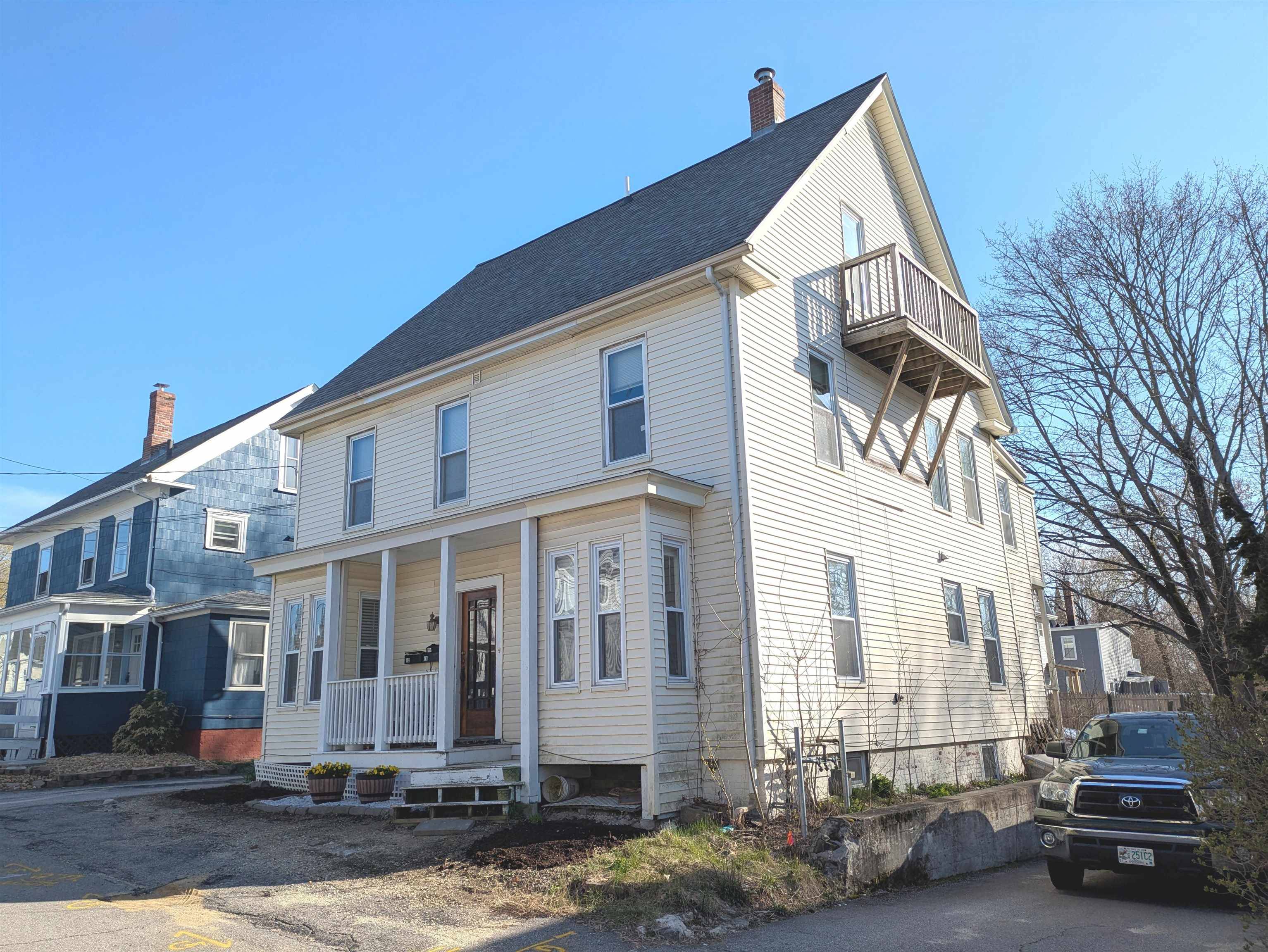 Dover, NH 03820,12-14 Essex ST