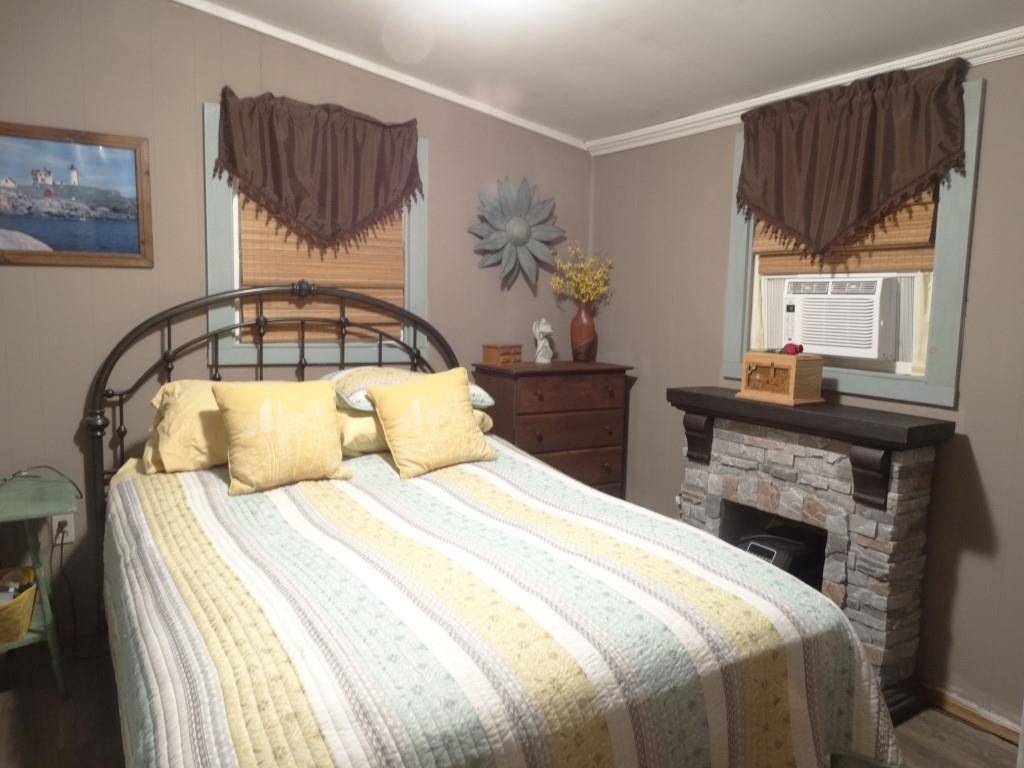 Fitzwilliam, NH 03447,59 Lakeside DR