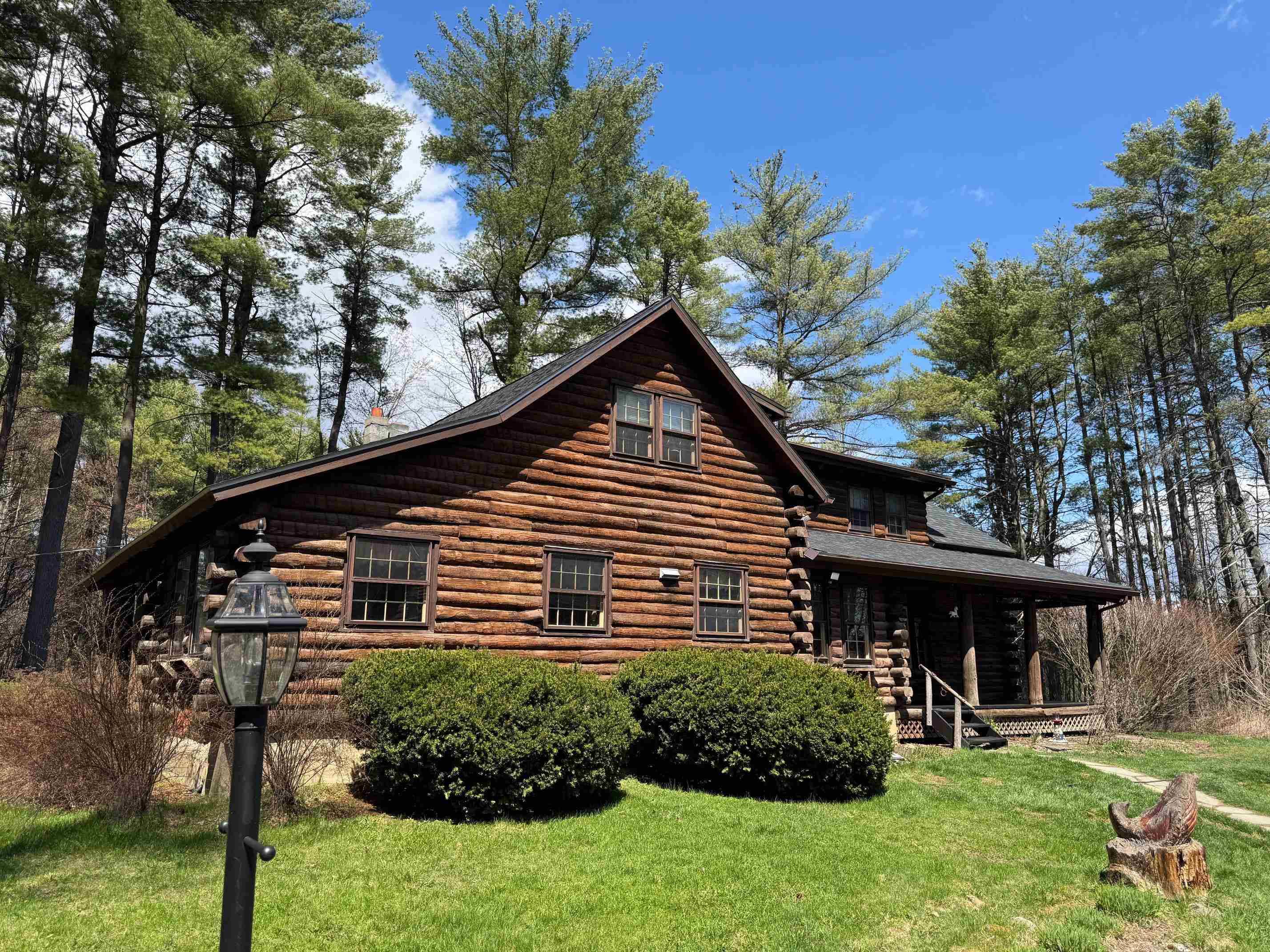 Charlotte, VT 05445,5597 Greenbush RD