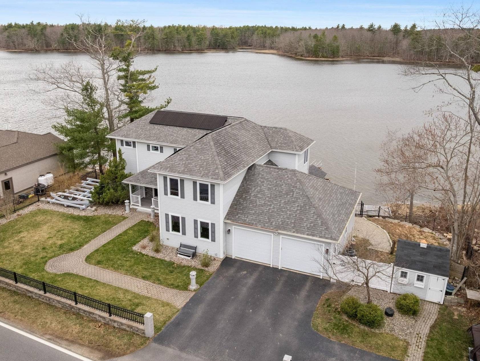 Dover, NH 03820,163 Spur RD