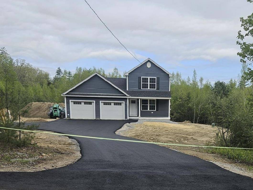 Boscawen, NH 03303,295 Queen ST