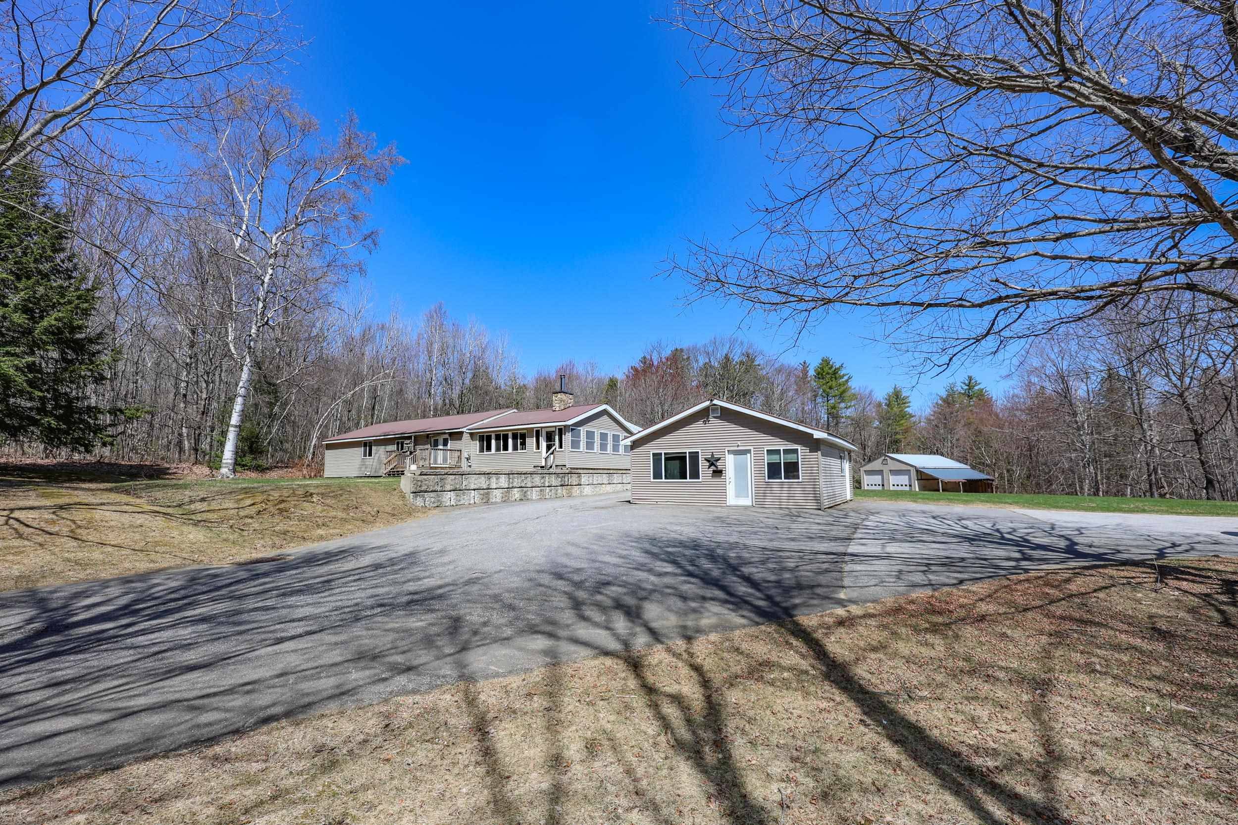 Gilmanton, NH 03837,753 New Hampshire Route 140