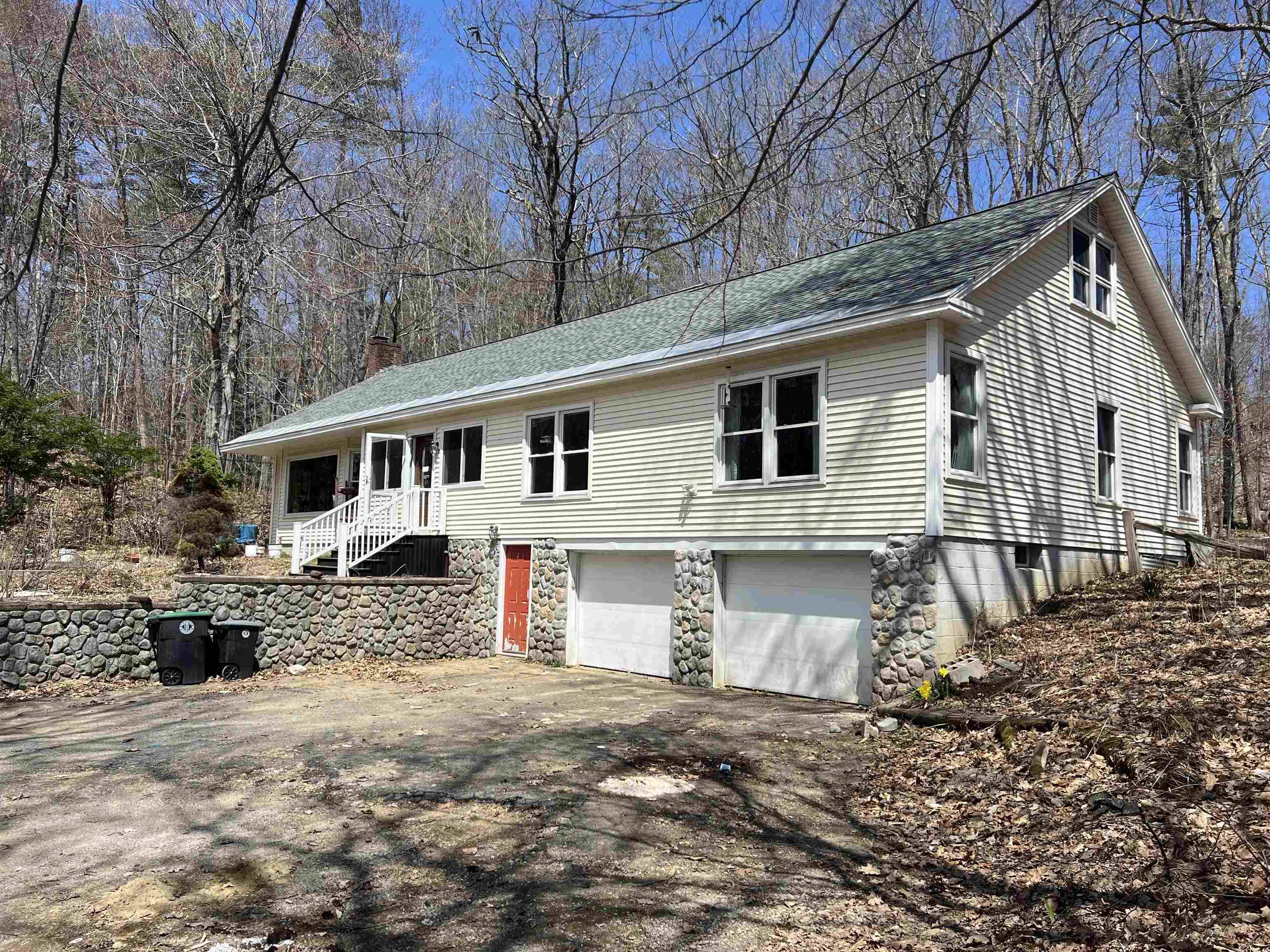 Franklin, NH 03235,179 Webster AVE