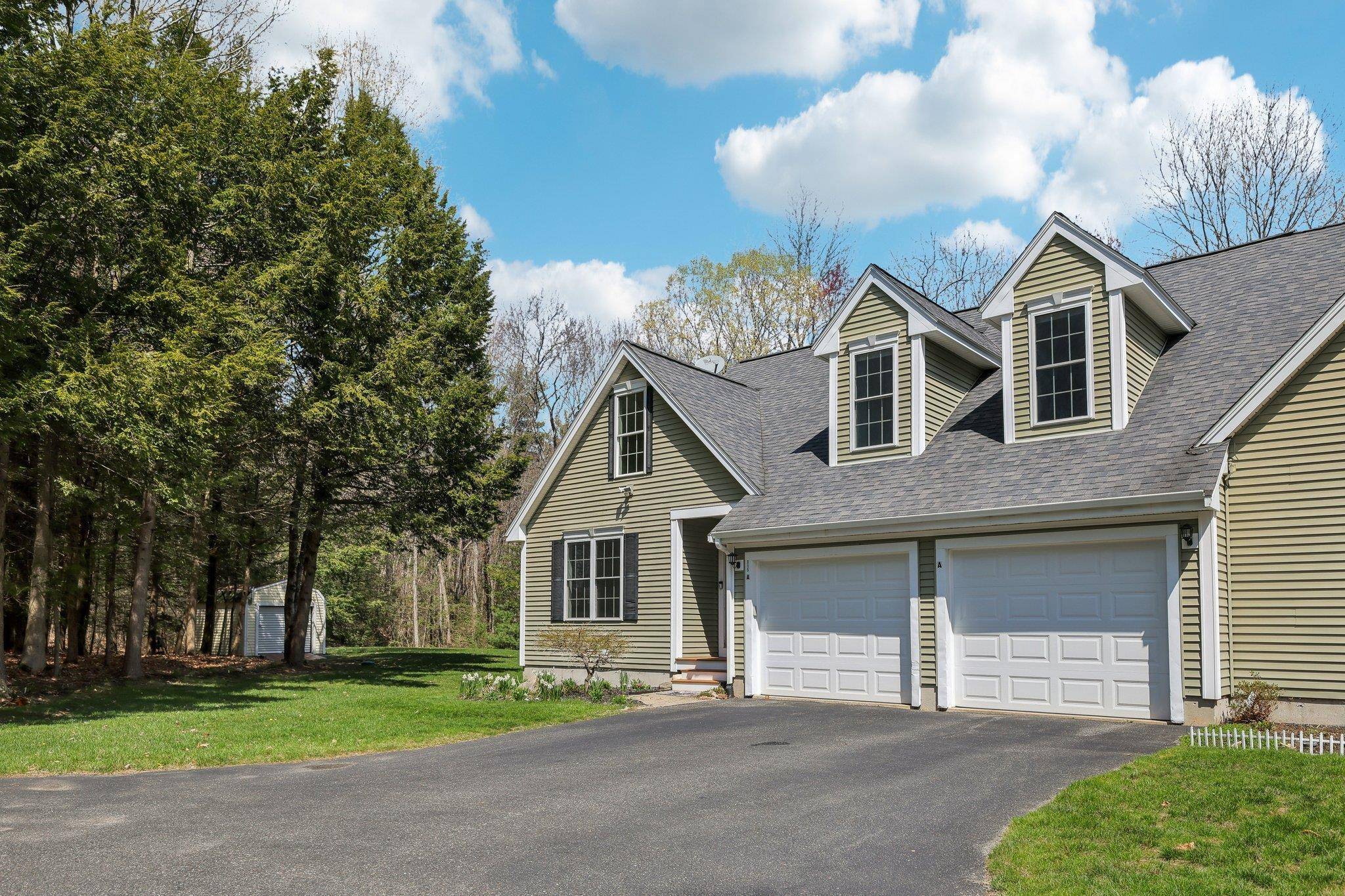 Hampstead, NH 03826,315 Sandown RD #A