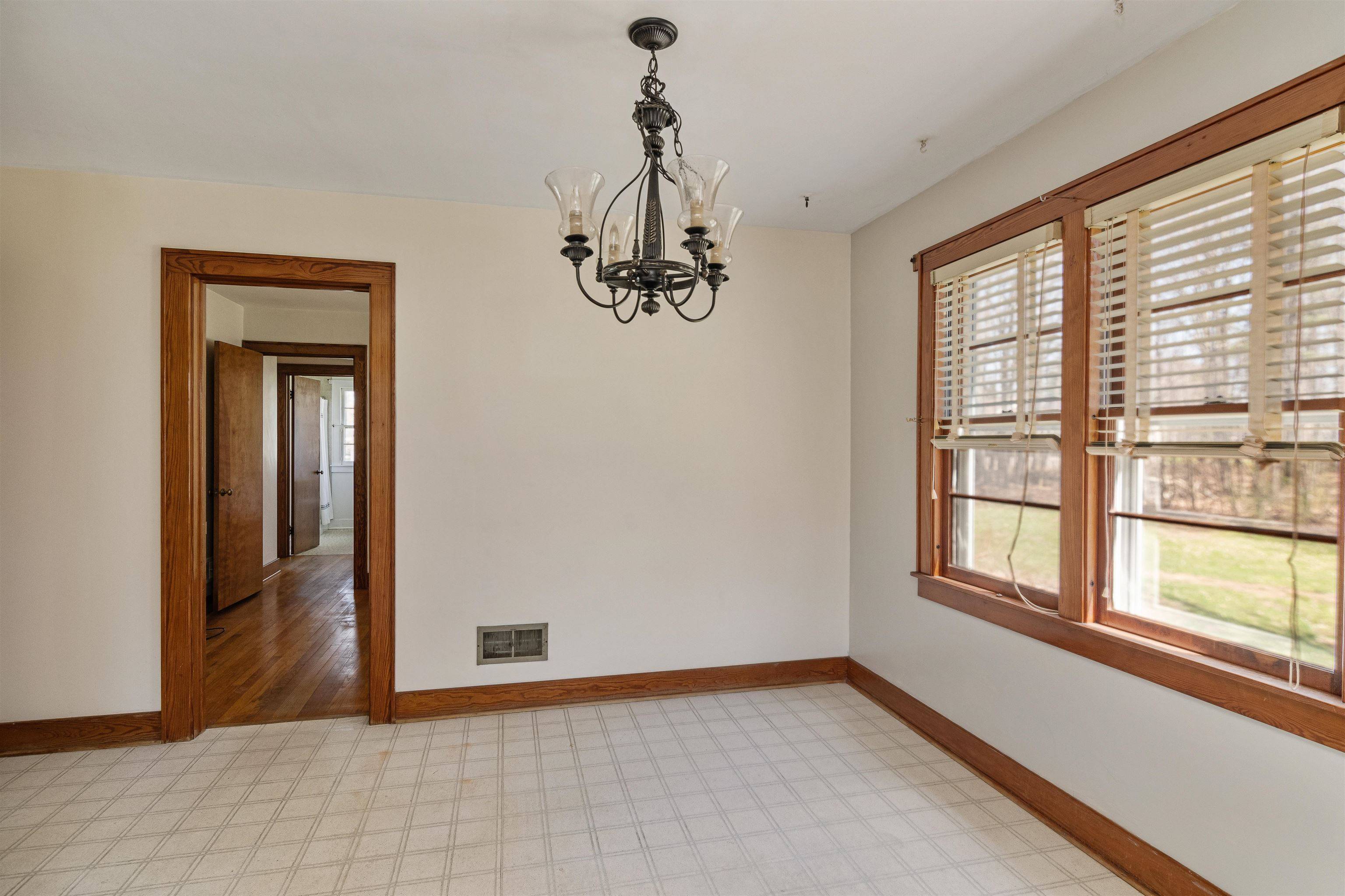 Williston, VT 05495,857 S Brownell RD