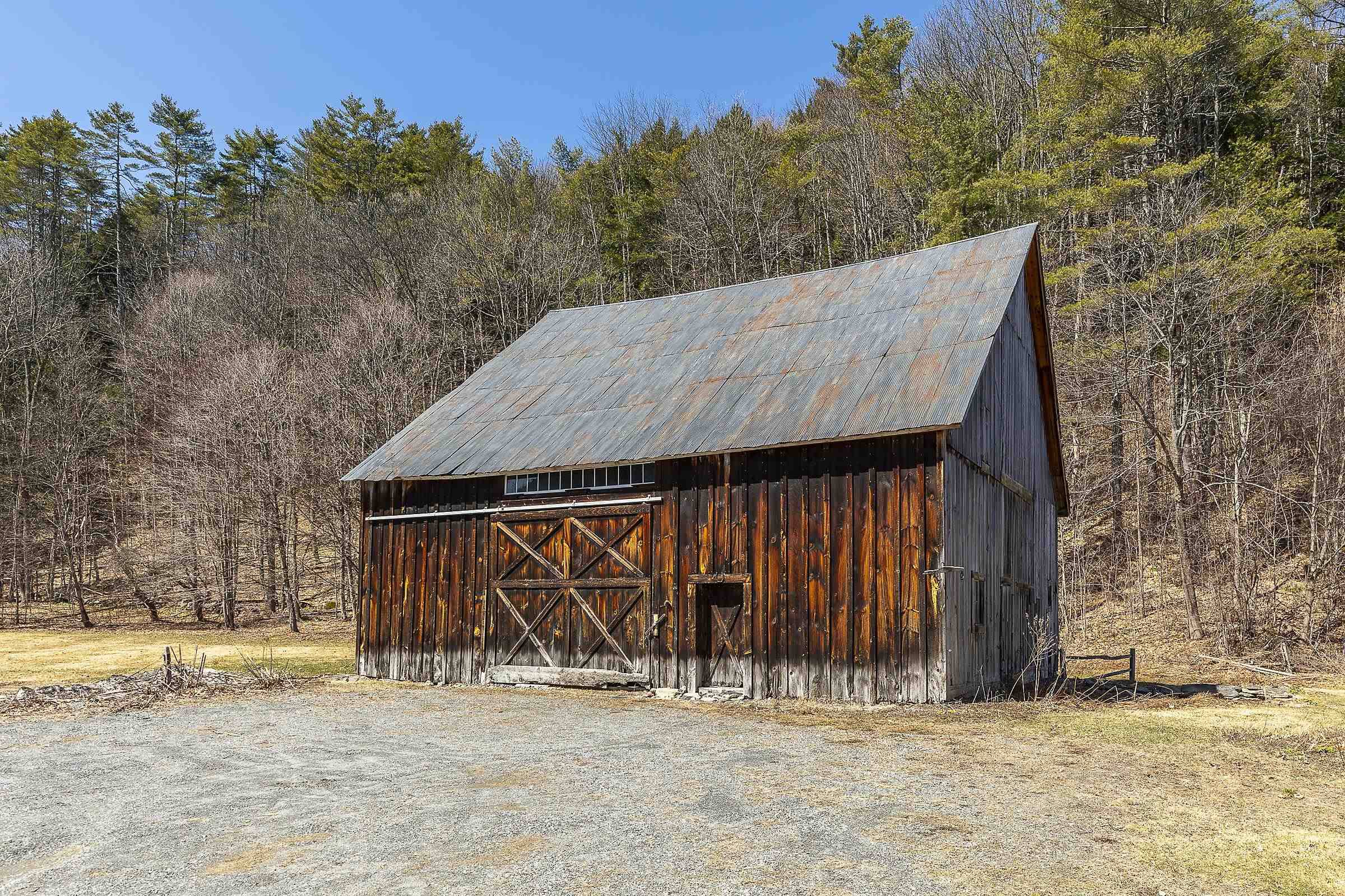 Grafton, VT 05146,673 Route 121 East