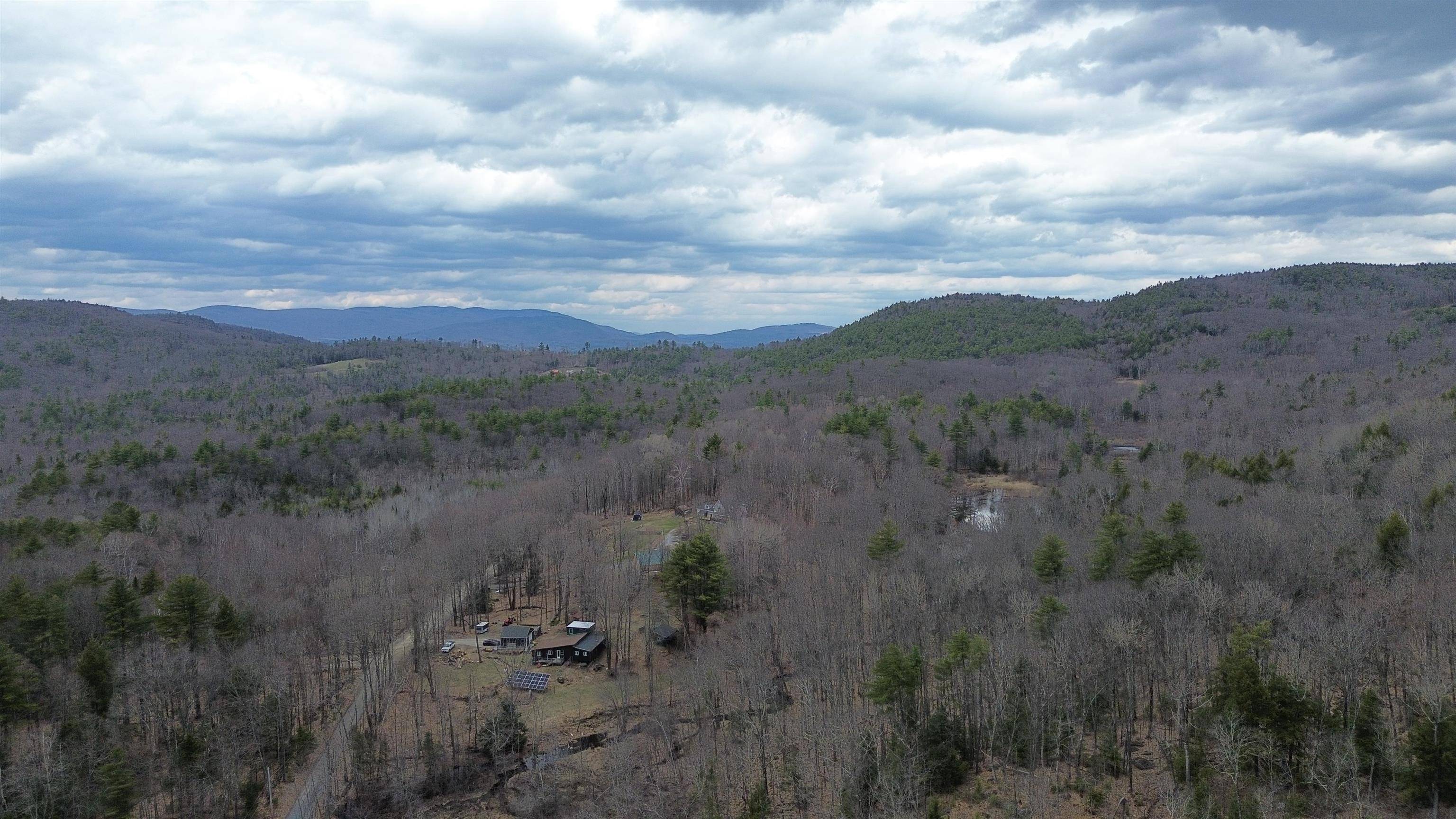 Bradford, NH 03221,00 County RD