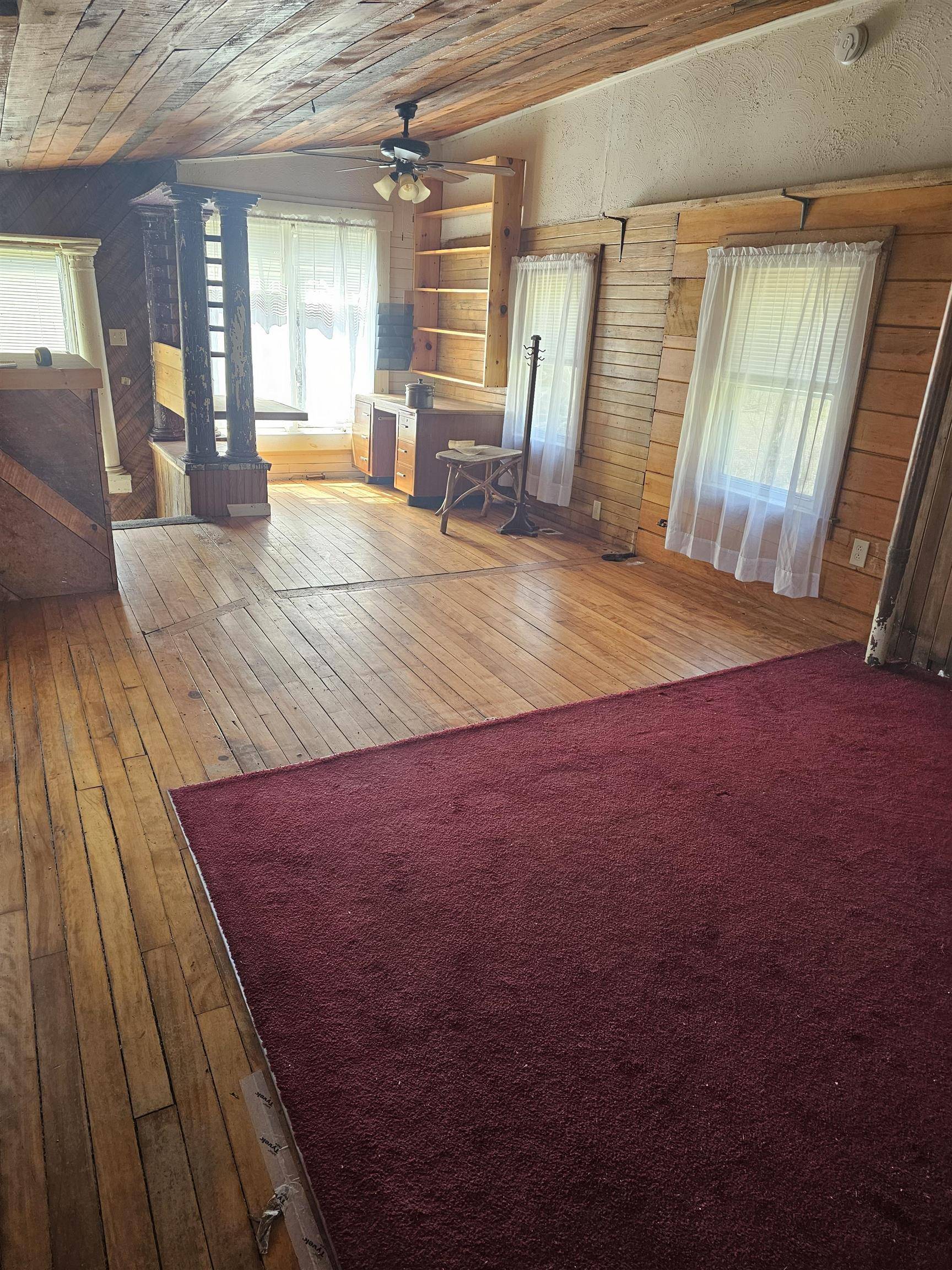 Arlington, VT 05250,30 River RD