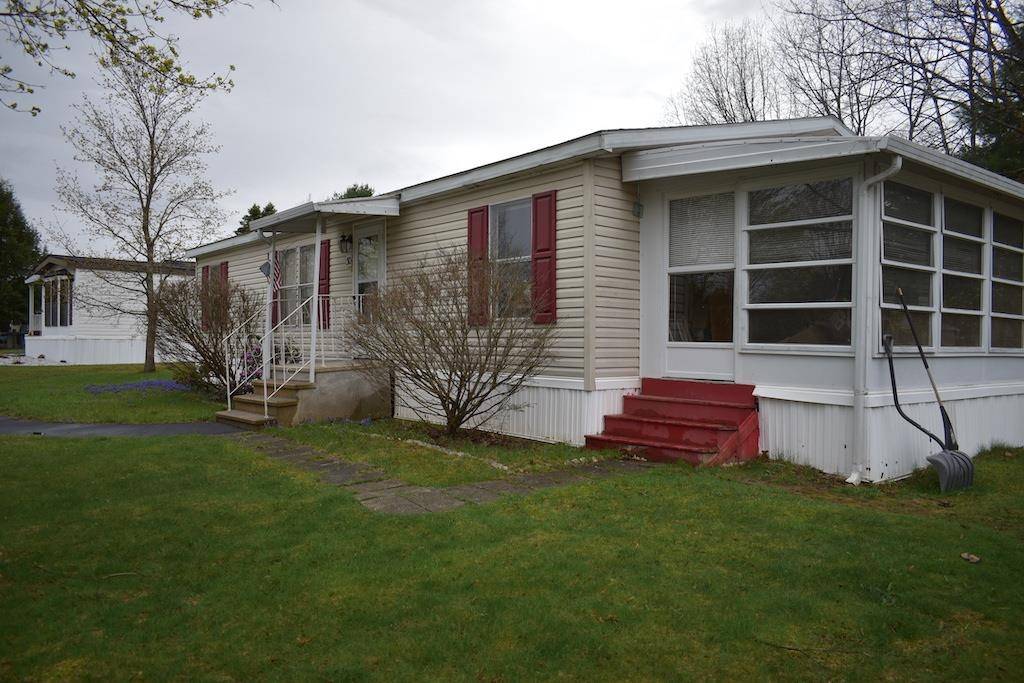 Rochester, NH 03867,30 Cherokee WAY