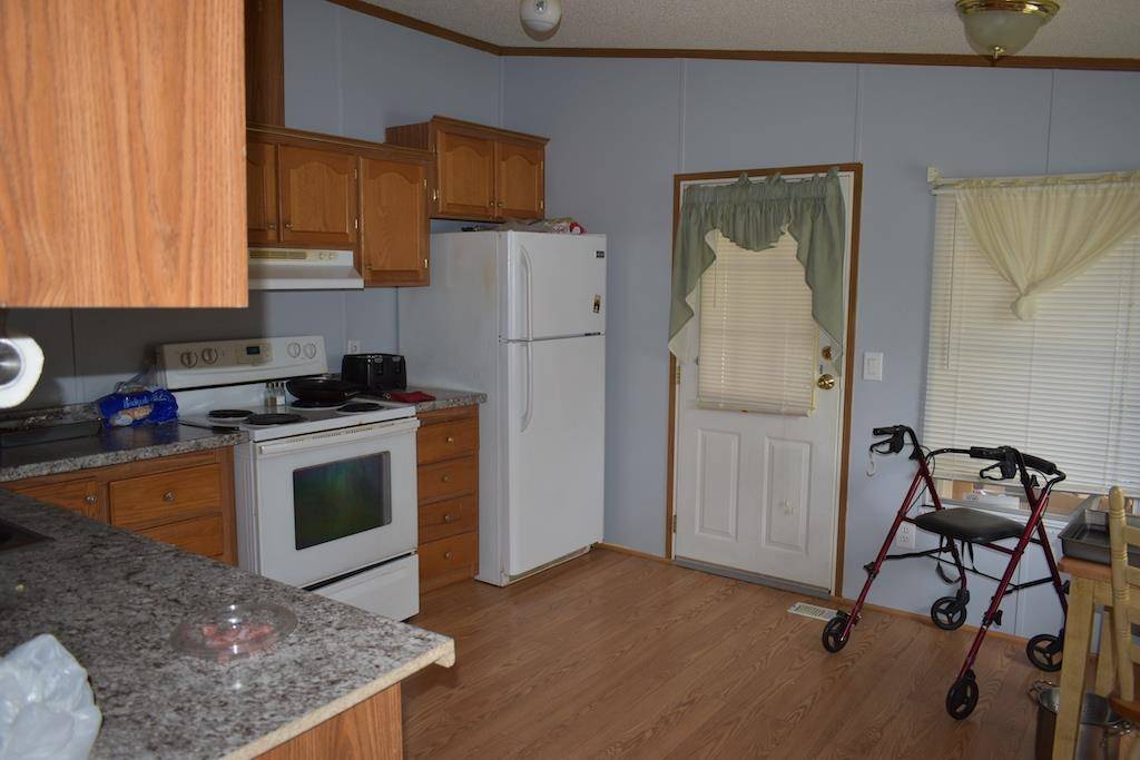 Rochester, NH 03867,30 Cherokee WAY