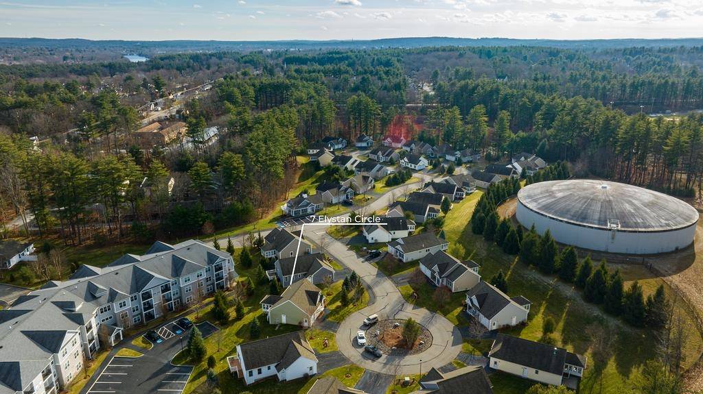 Nashua, NH 03064,7 Elystan CIR