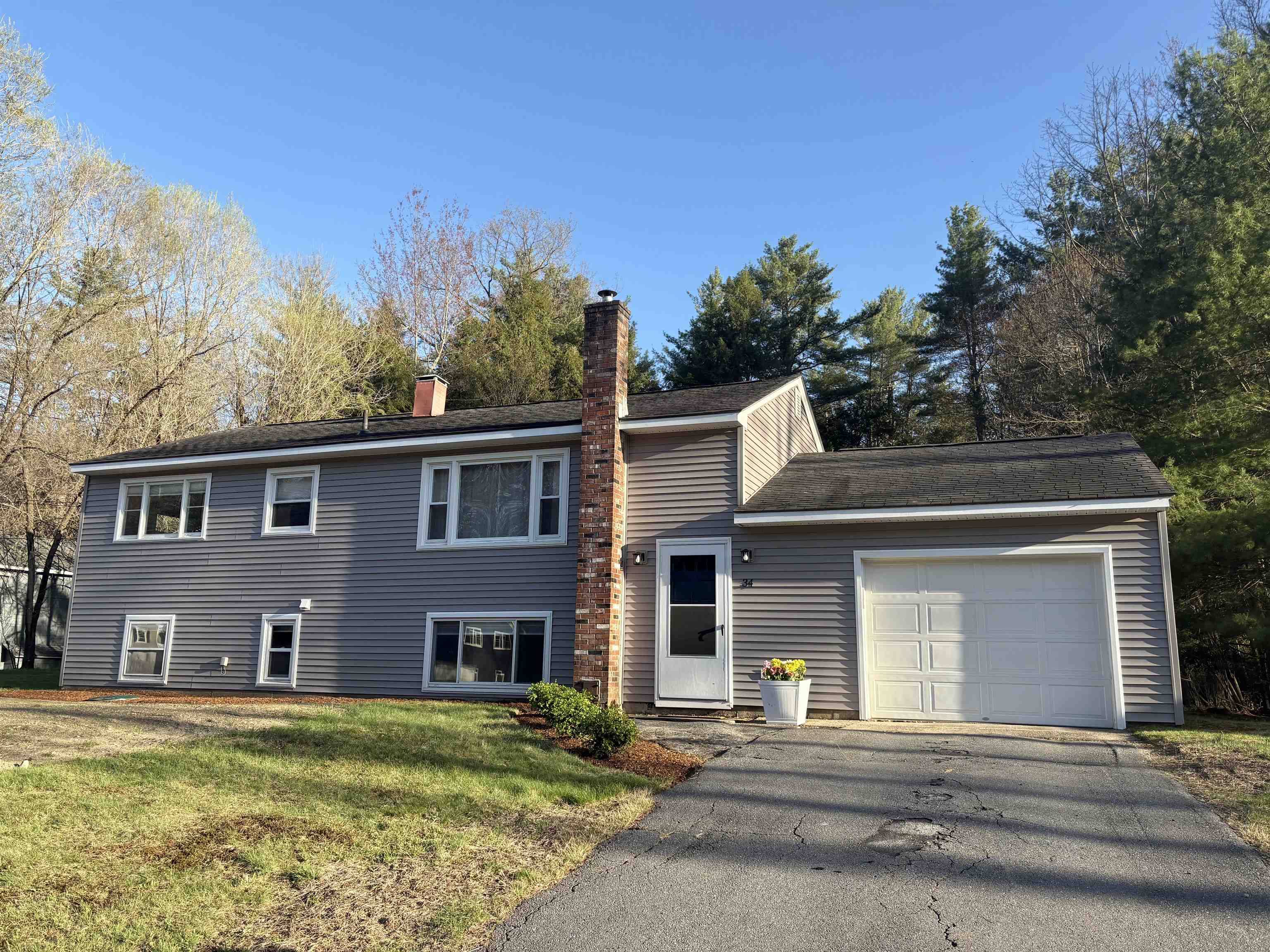 Keene, NH 03431,34 Trowbridge RD