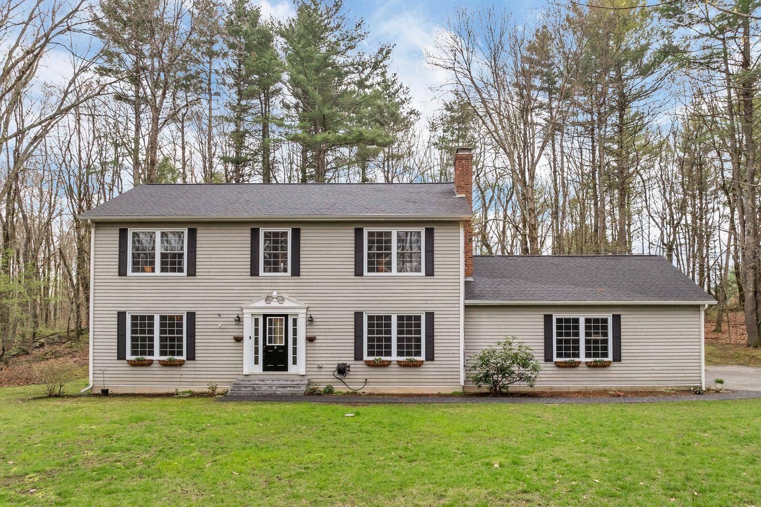Exeter, NH 03833,9 Juniper Ridge RD