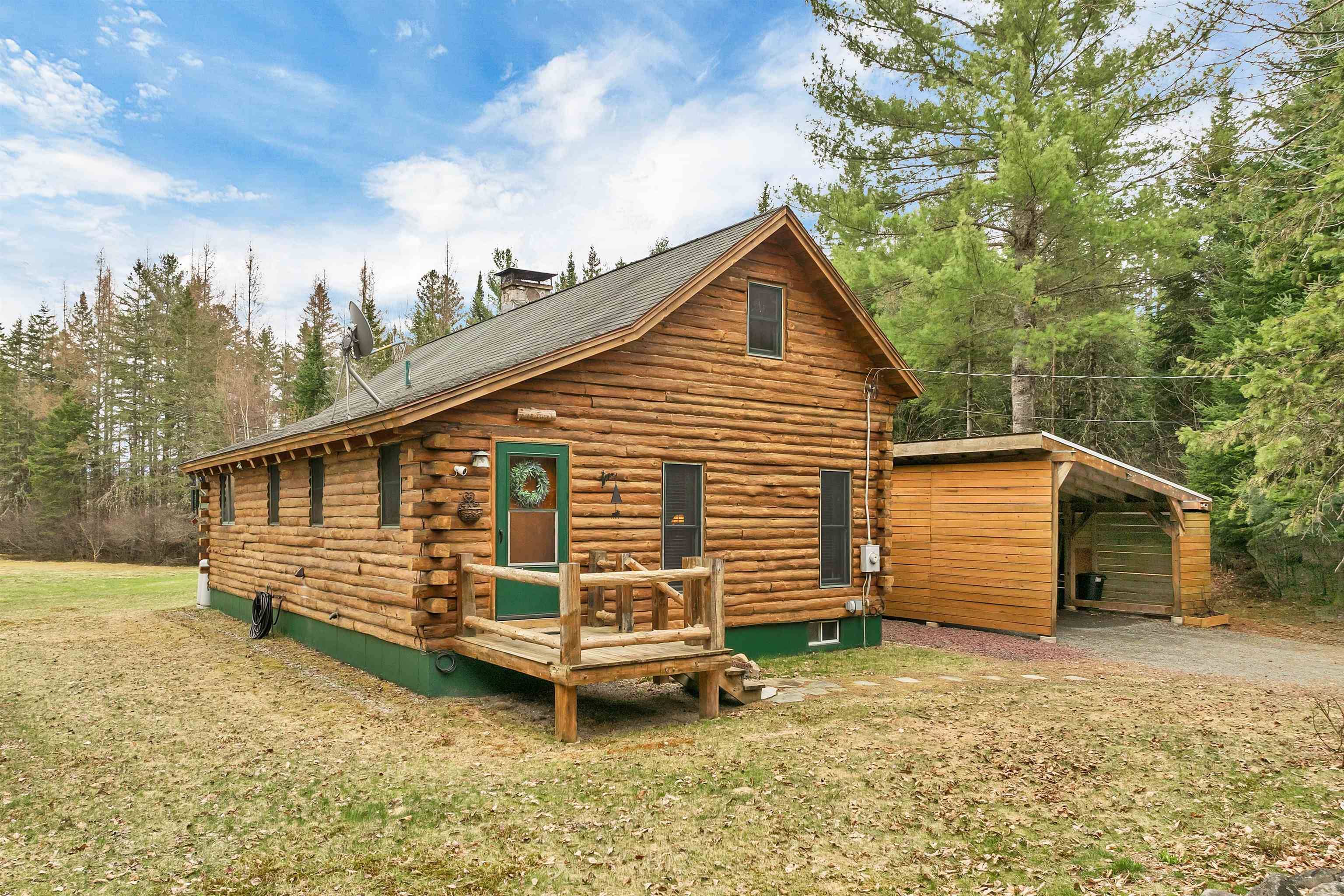 Northumberland, NH 03582,10 Longview DR